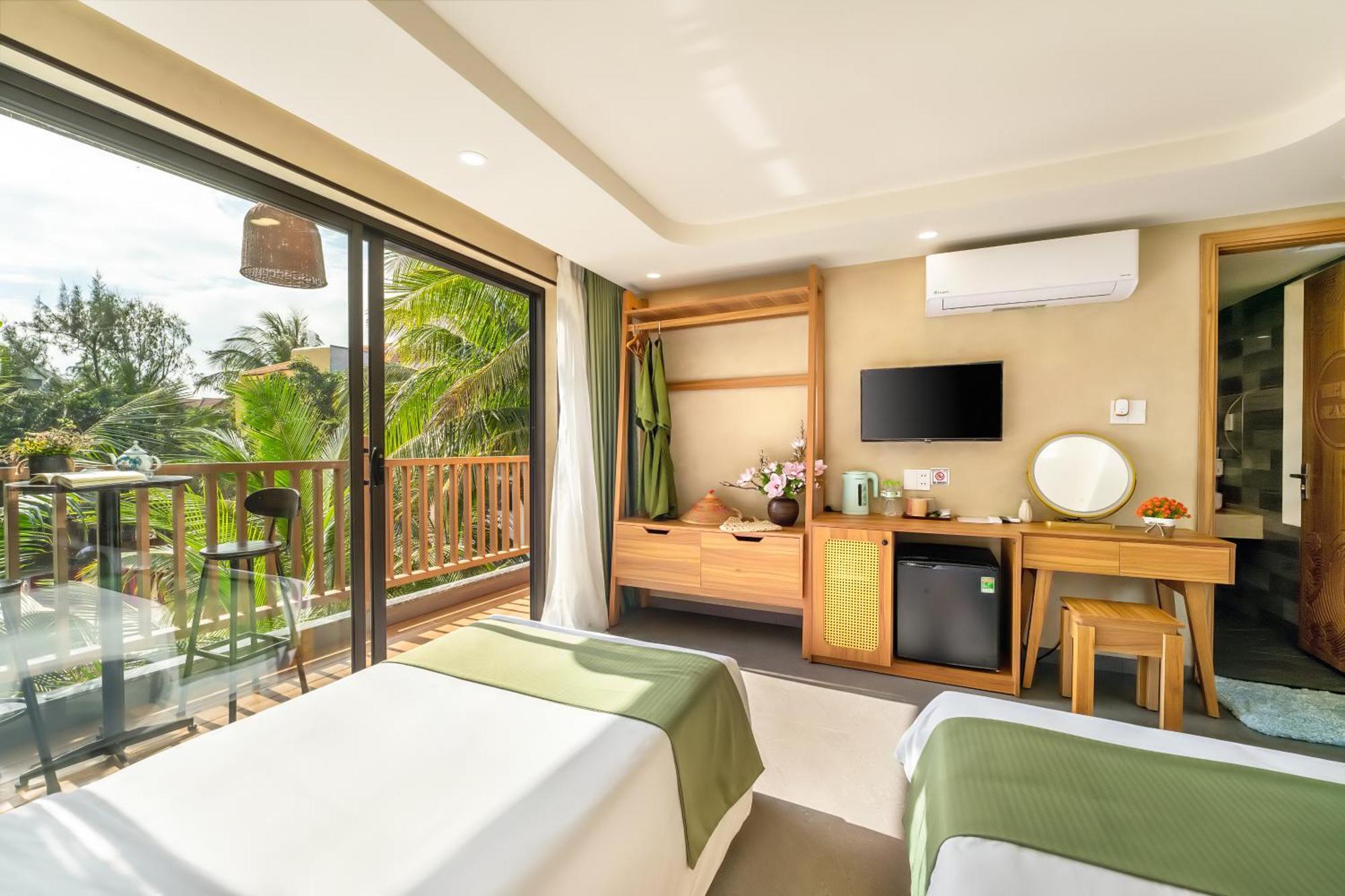 The Linh Seaside Hotel