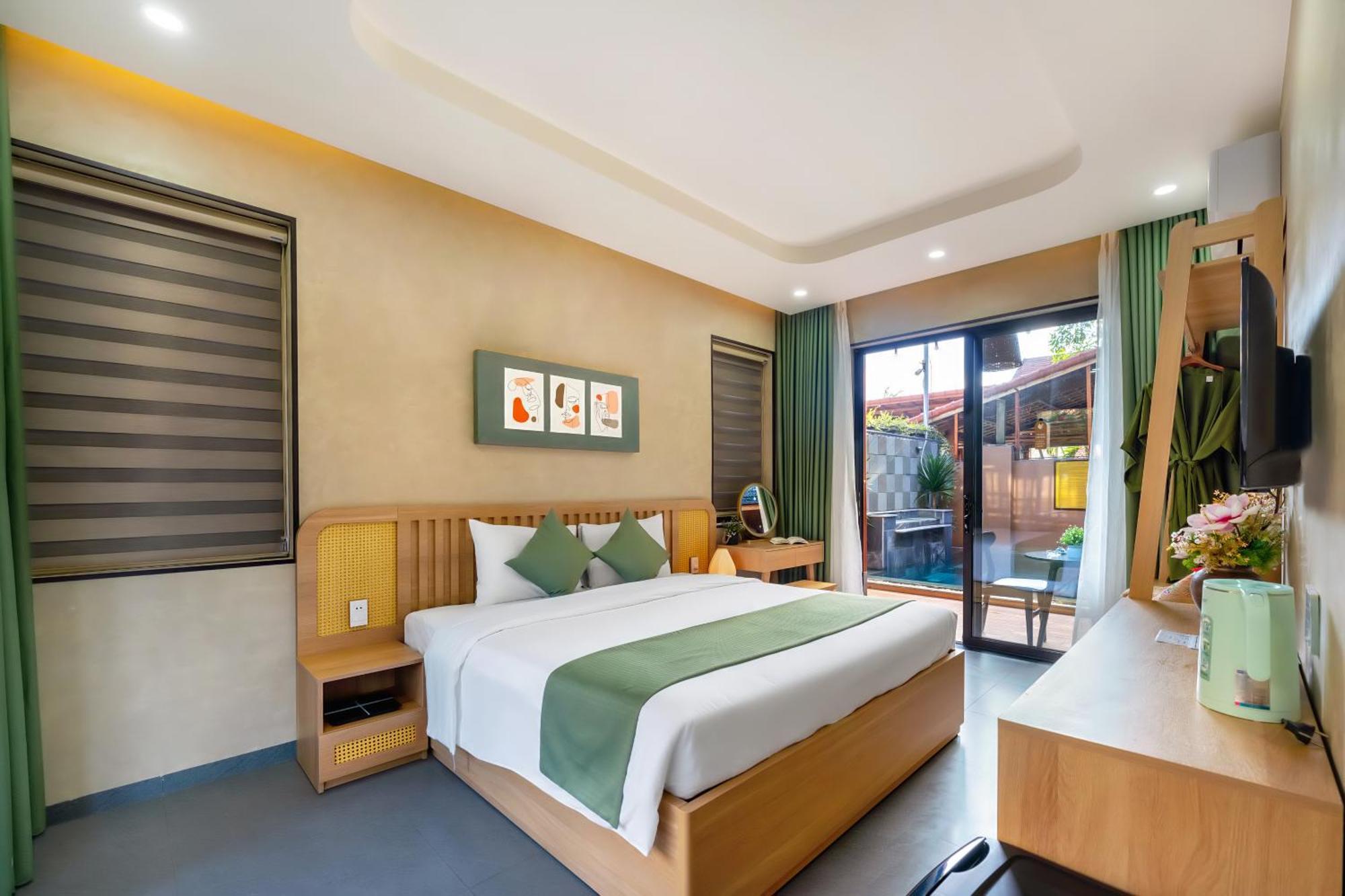 The Linh Seaside 4*