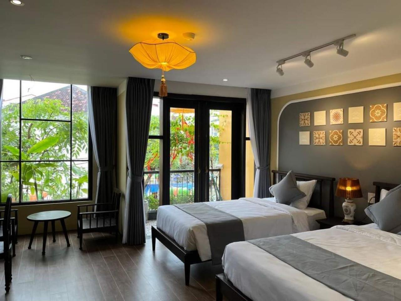 Hoianan Boutique