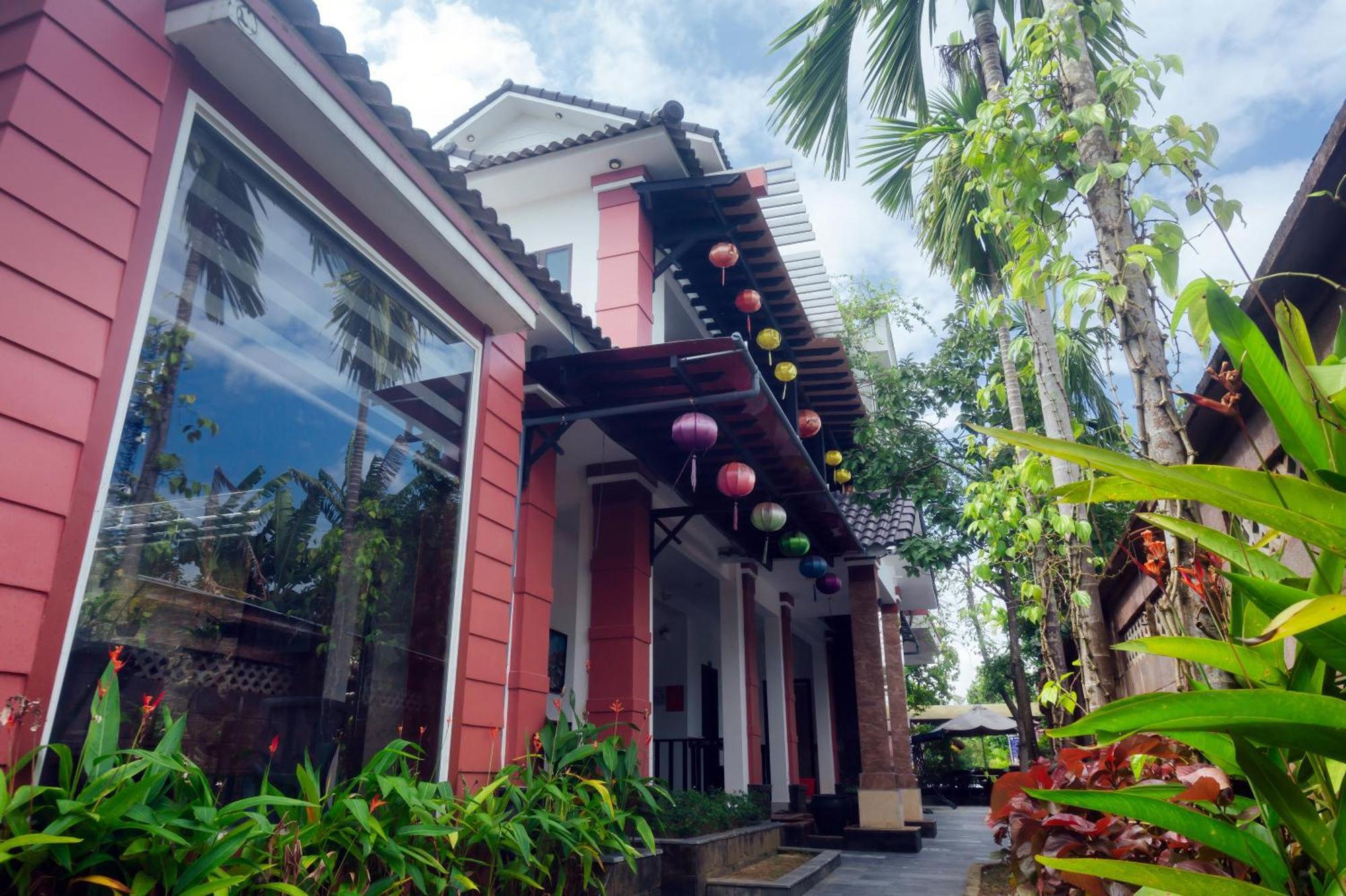 Hotel Citrus Village