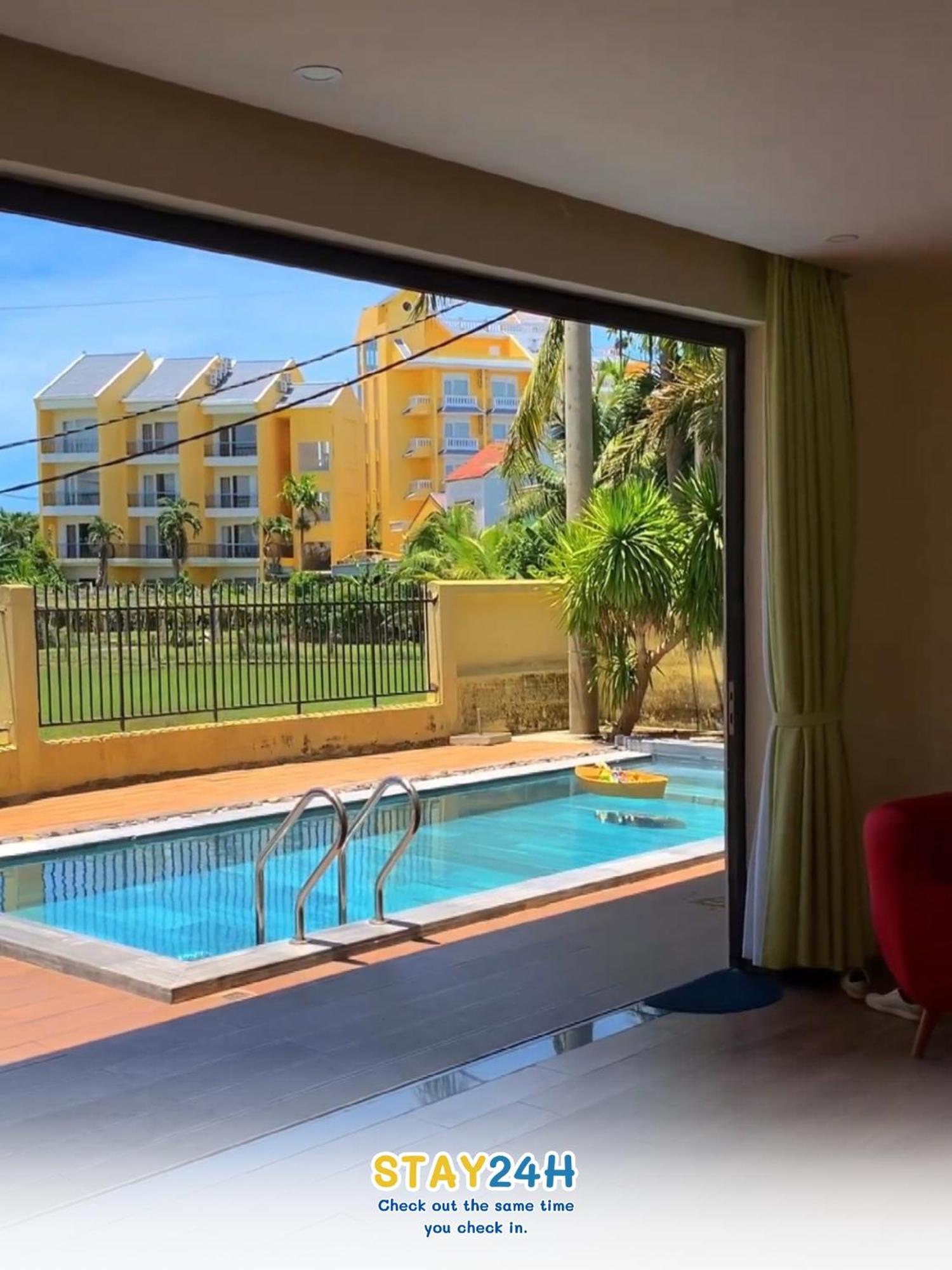 Hoa Co - Garden & Poolview