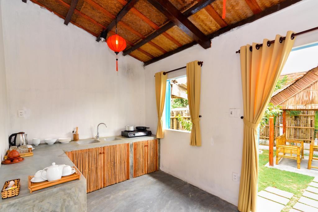 Local Beach Homestay *