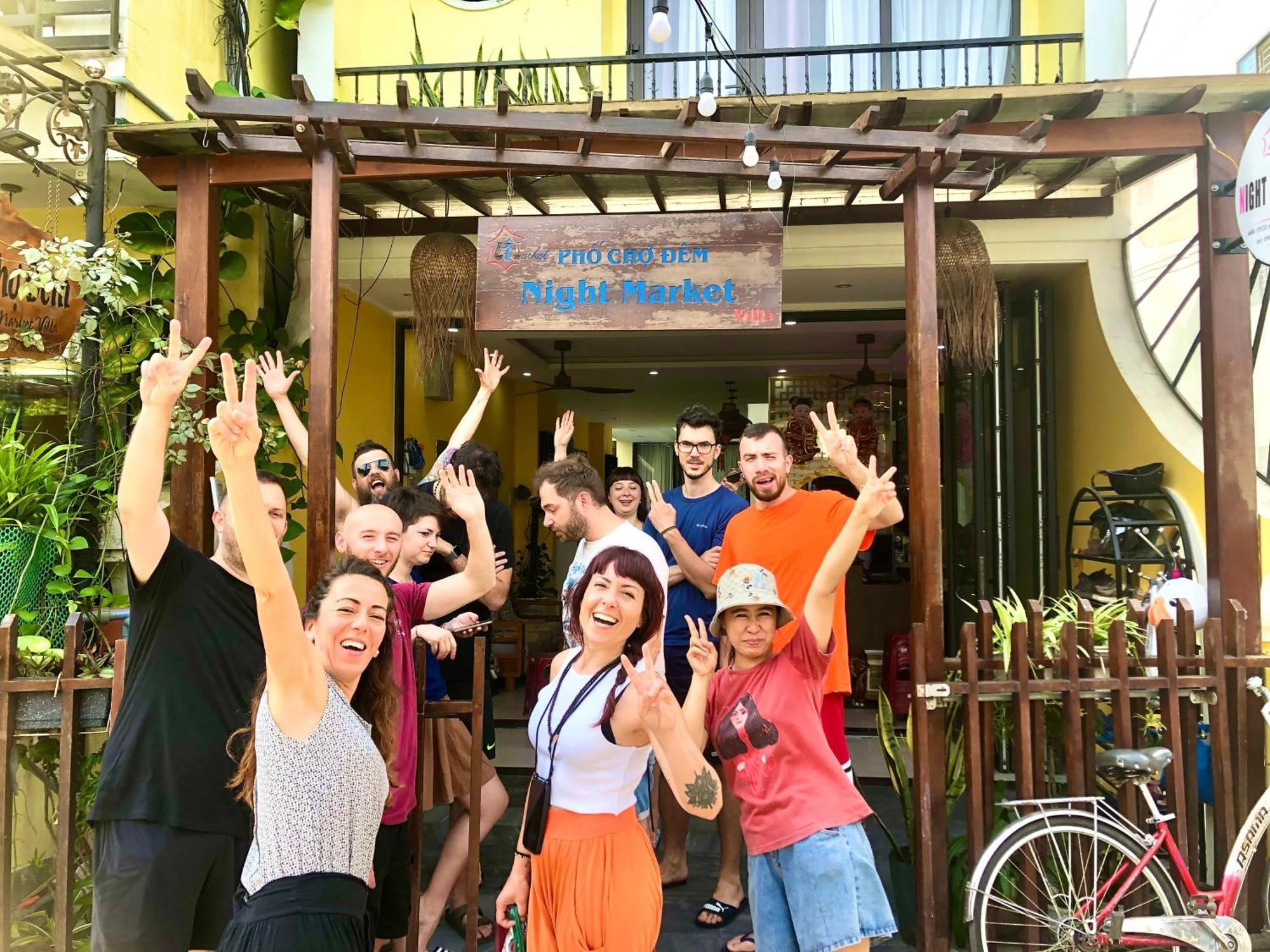Pho Cho Dem - Near Old Town 200m 3*
