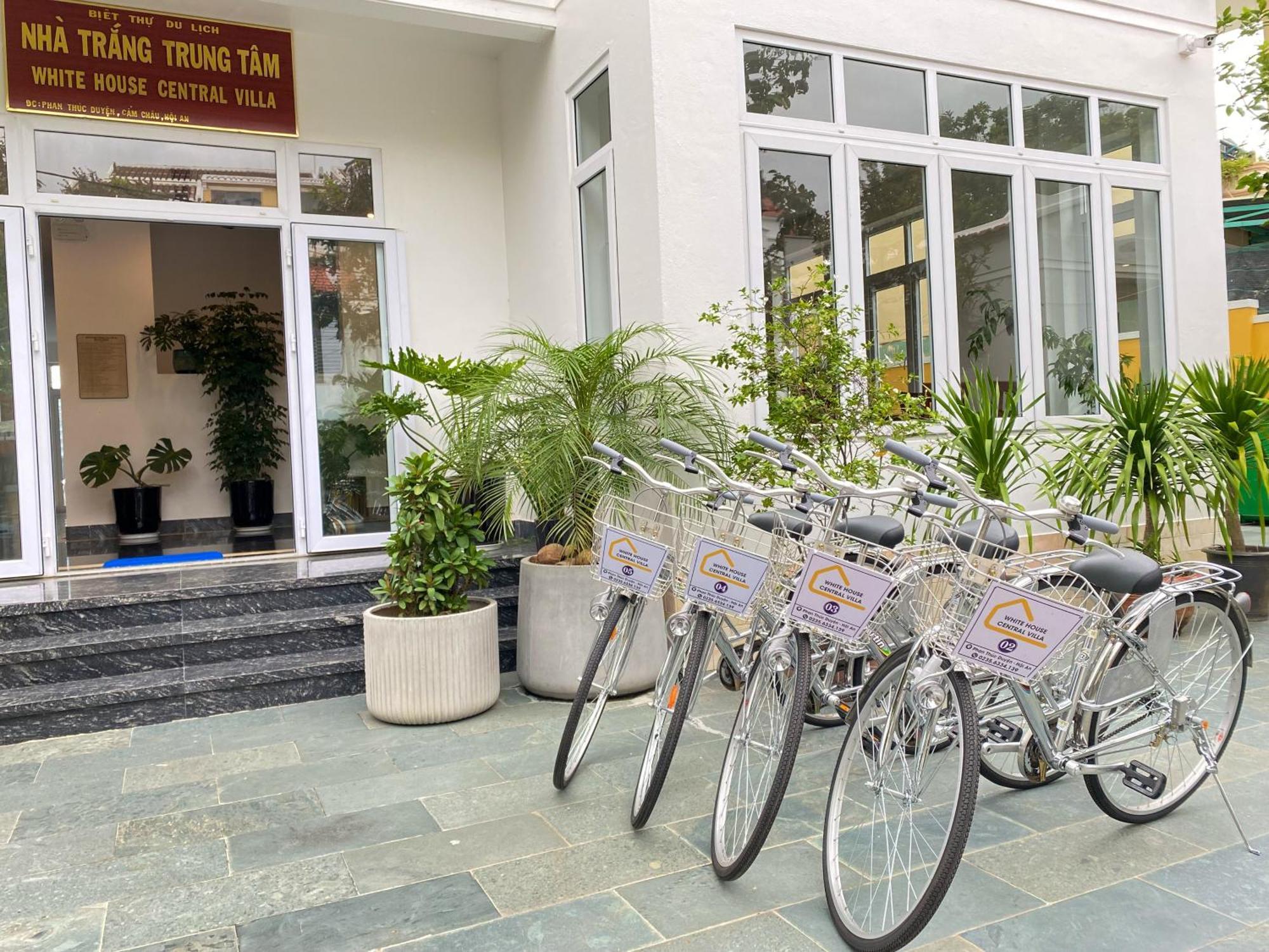 White House Hotel 3*