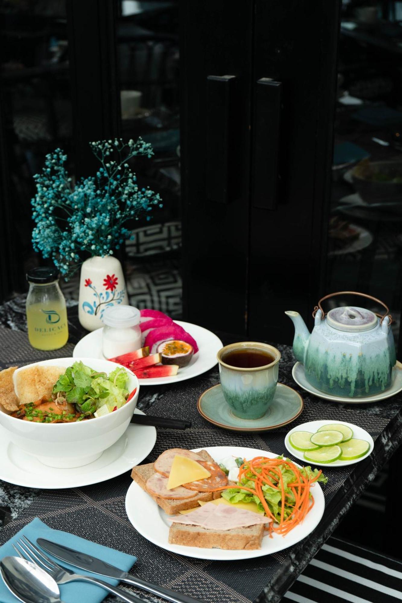 Delicacy & Hotel 4*