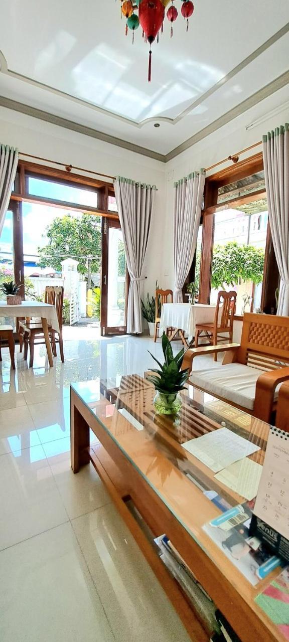Ở trọ Pink House