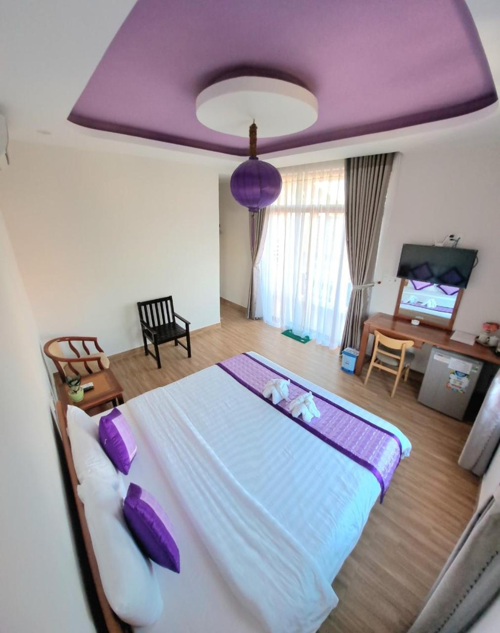 Ở trọ Pink House