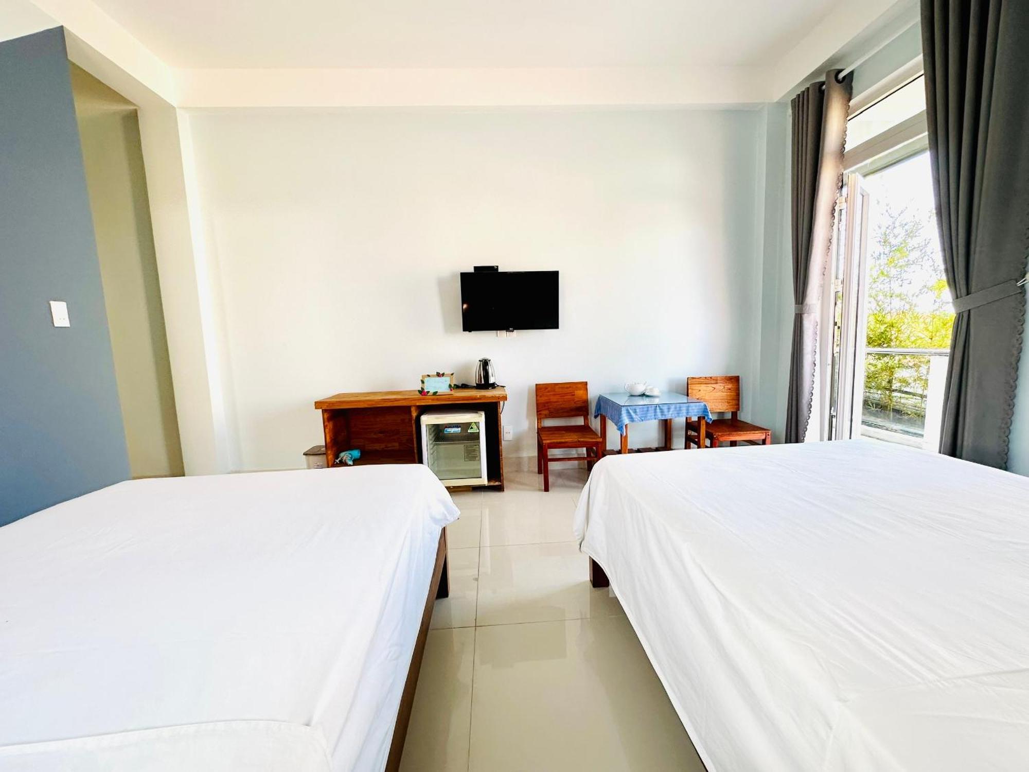 Bed & Breakfast Co Bon Beachside Hội An