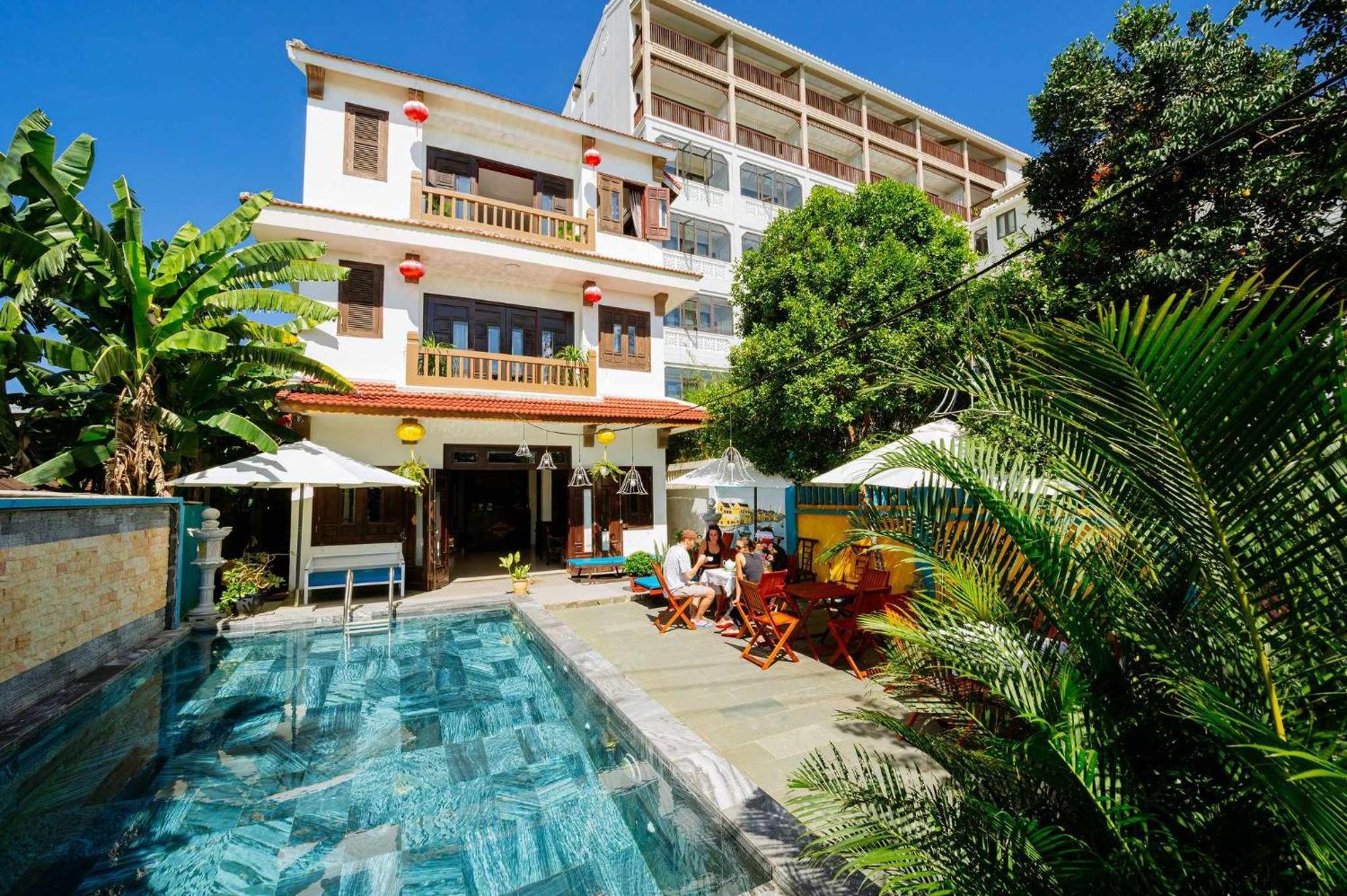B'lan Riverside