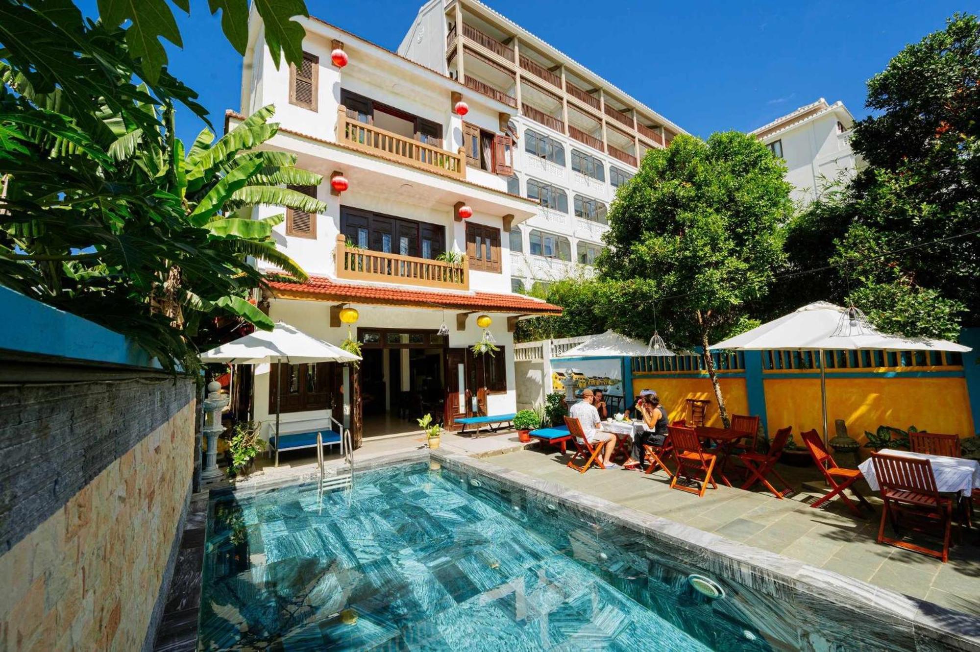 B'lan Riverside