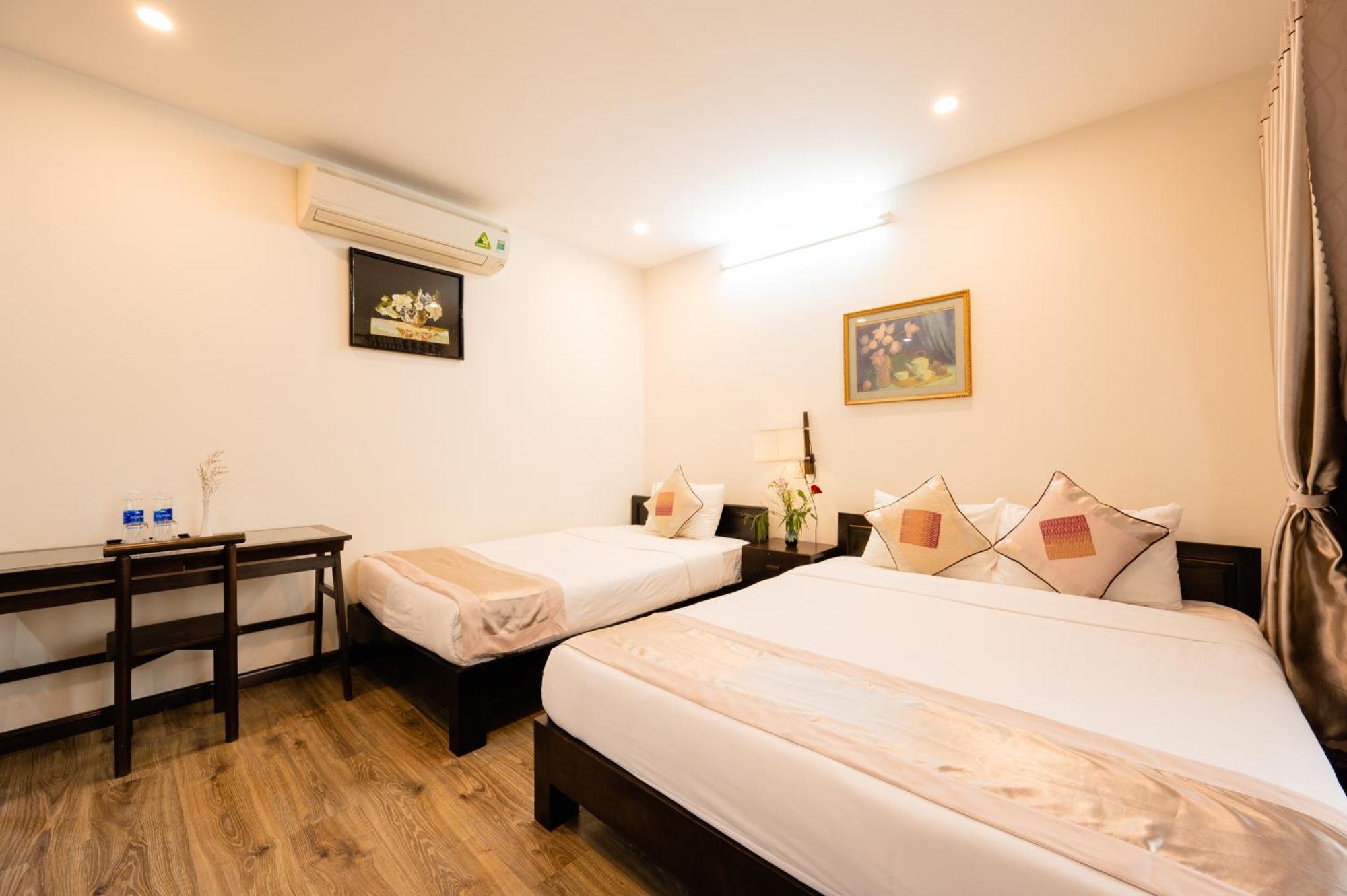 Hotel B'lan Riverside 3*