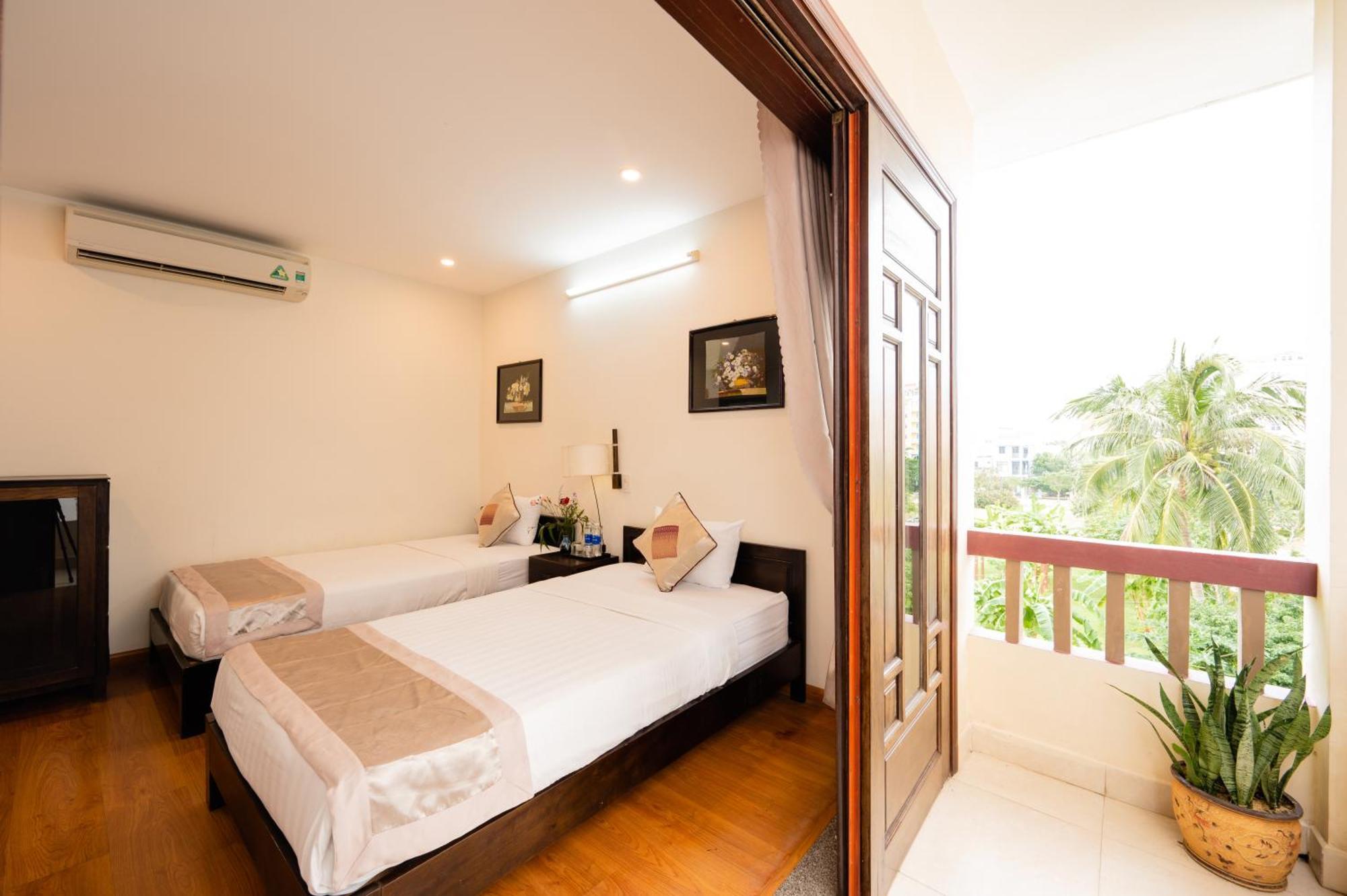 Hotel B'lan Riverside