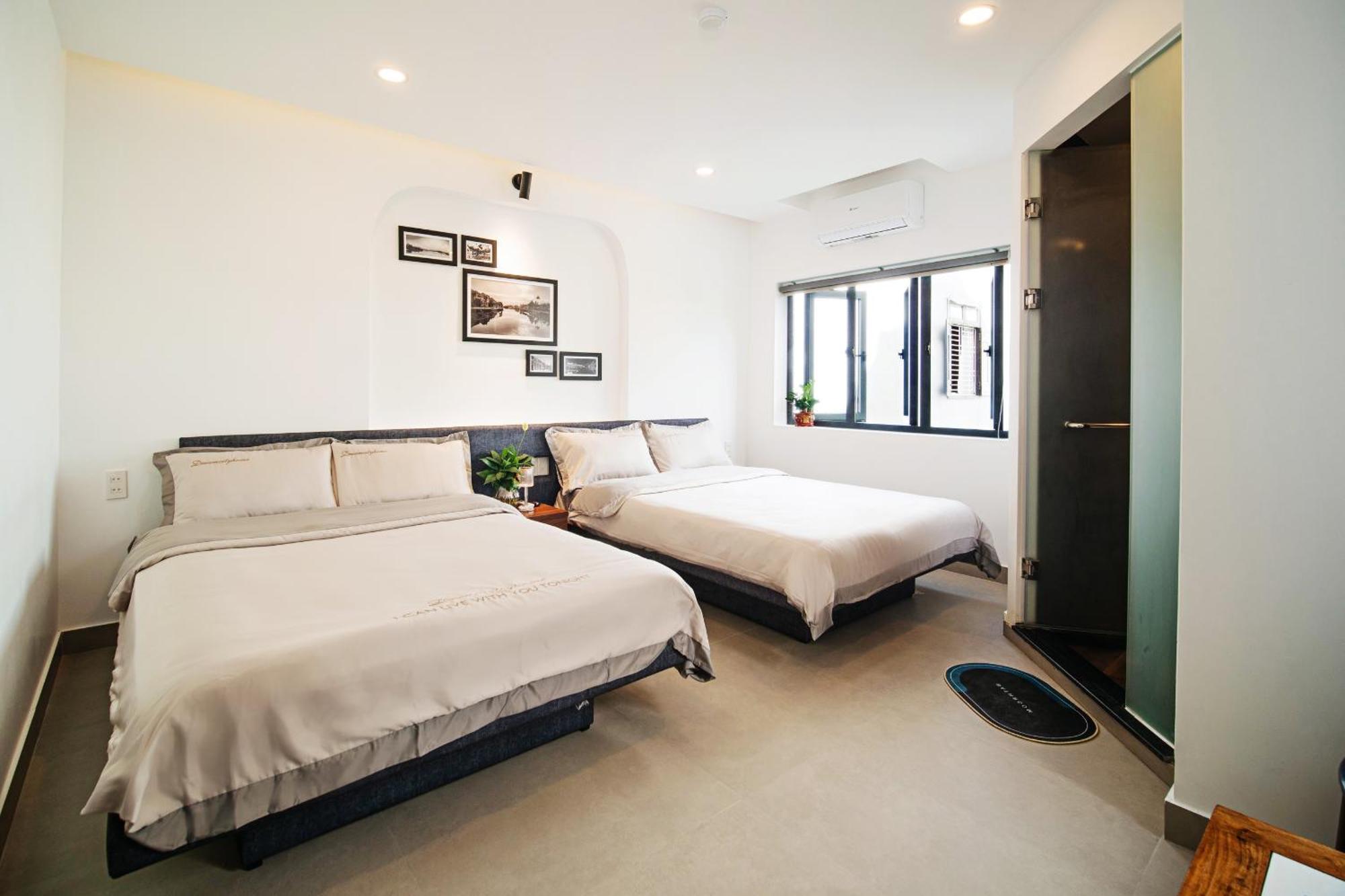 Marina Hoian