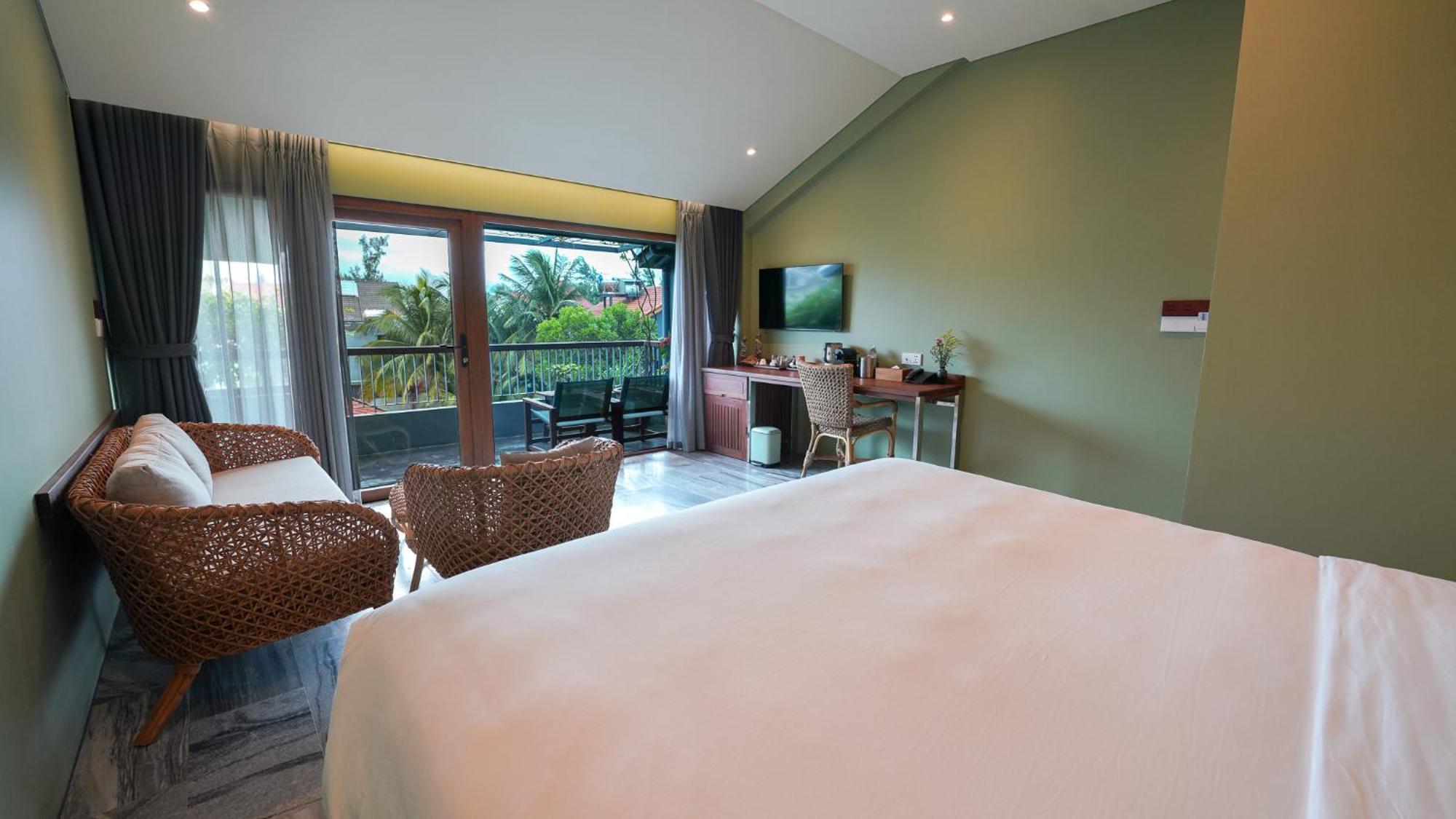 Chiem Hoian - The Beachside Boutique & Hotel