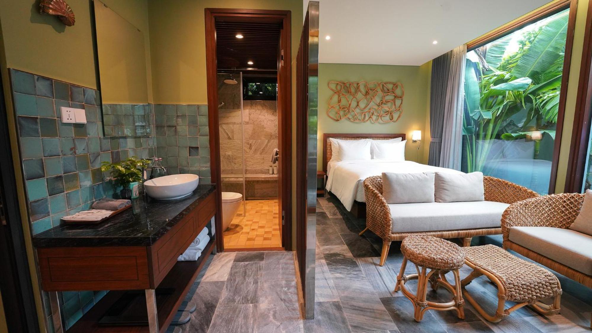 Chiem Hoian - The Beachside Boutique & 4*