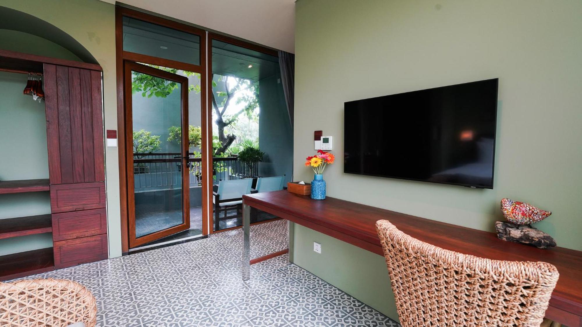 Chiem Hoian - The Beachside Boutique & 4*