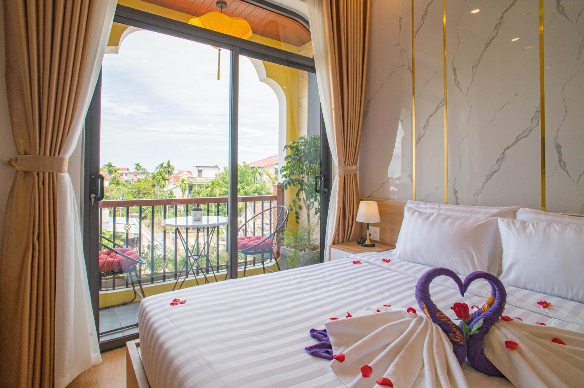 Mint Hotel 5*