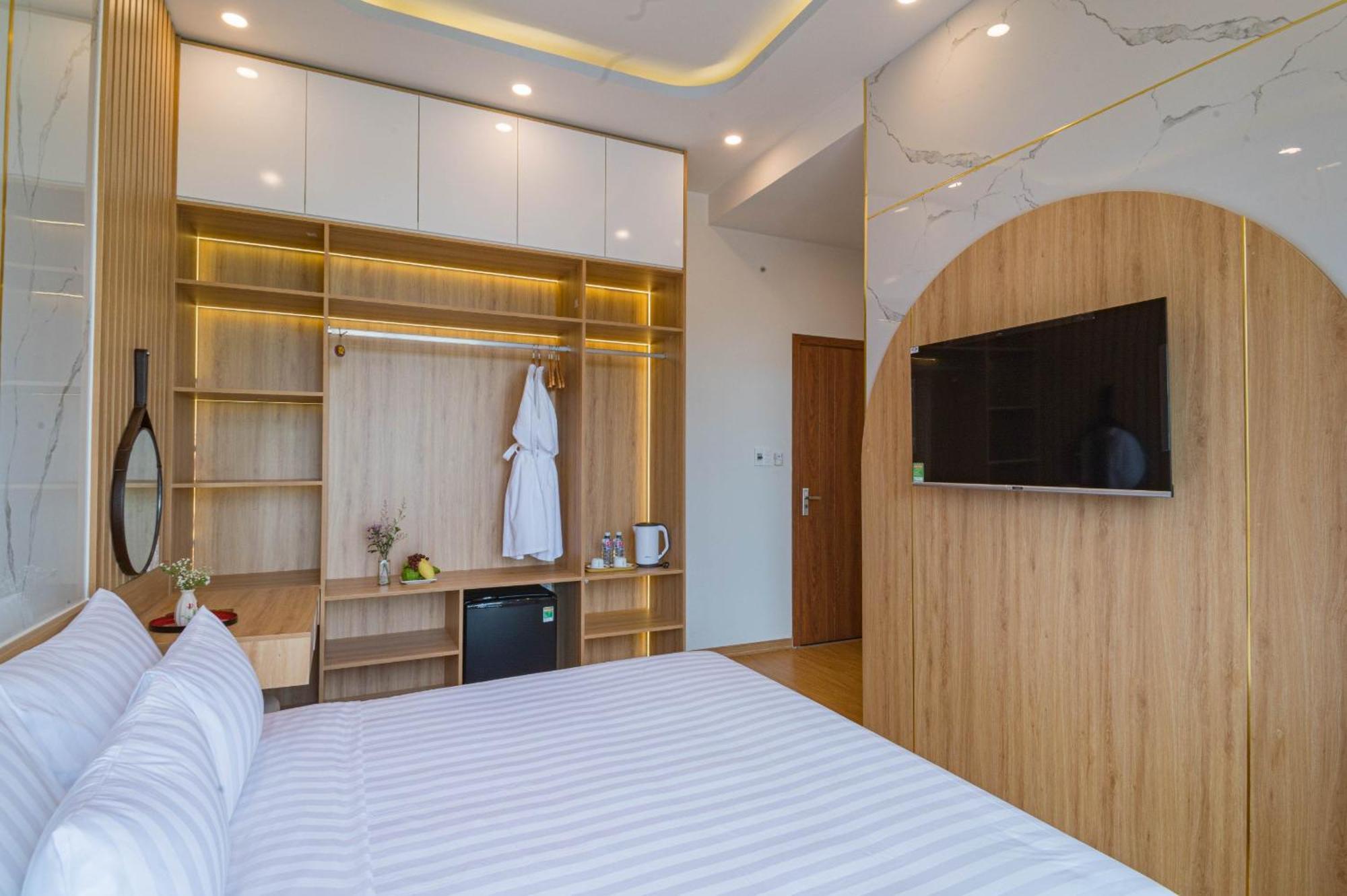 Mint Hotel 5*