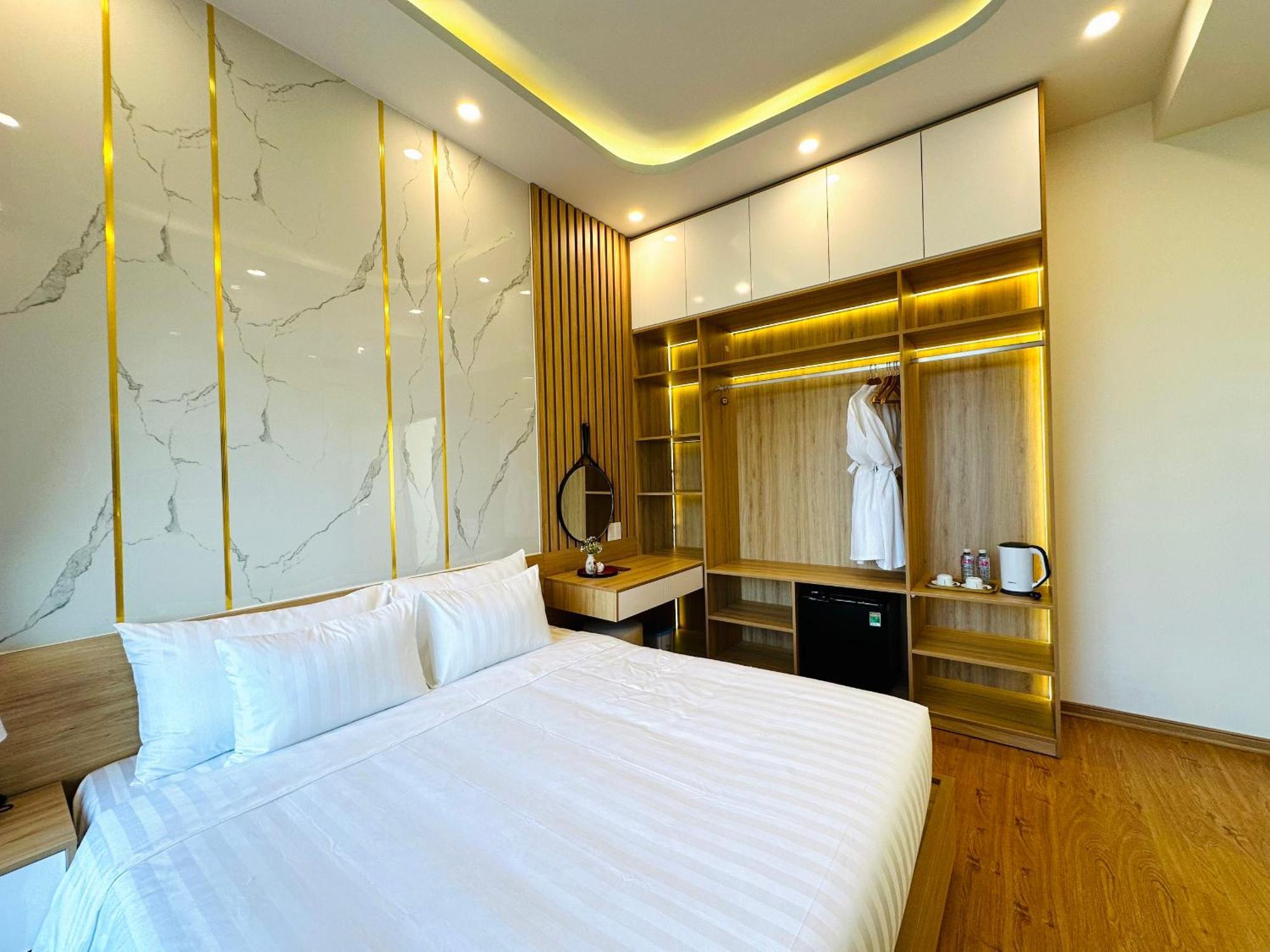 Hotel Mint