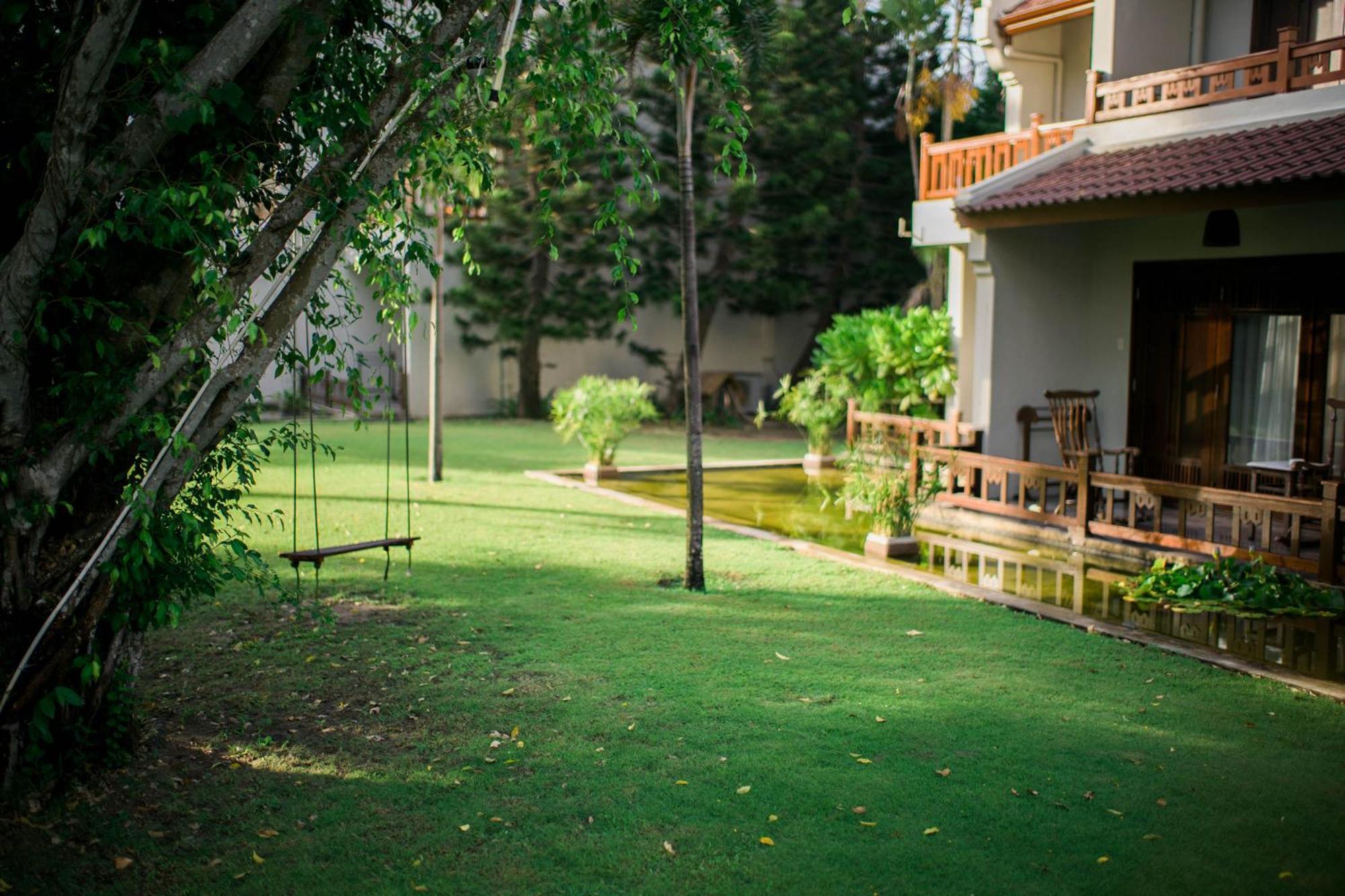 Tempat peranginan Palm Garden &