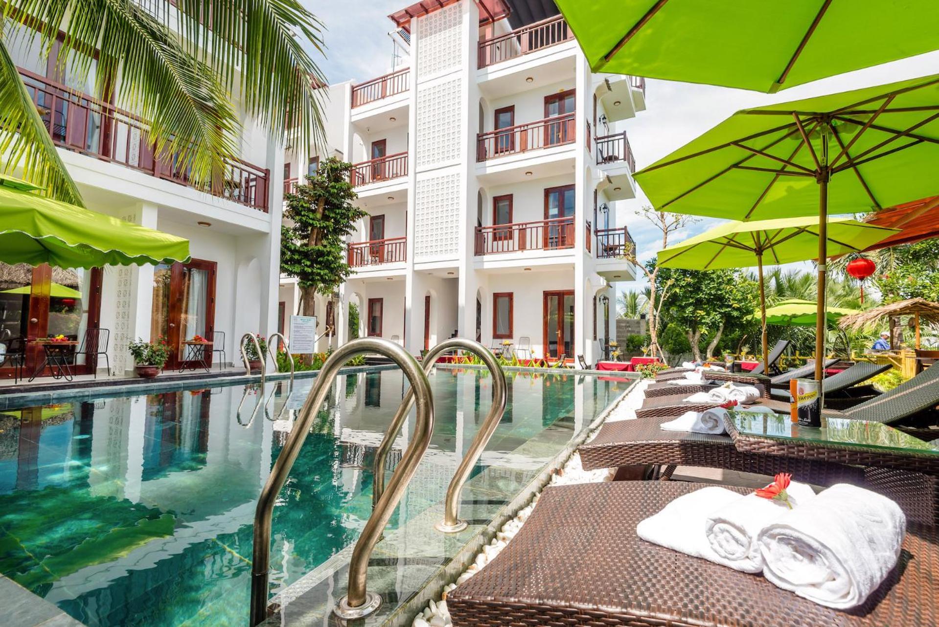 Crony - 24h 4* Hoi An