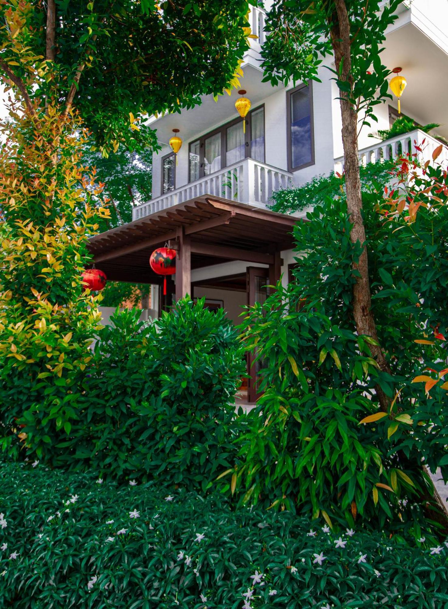 Hilary Boutique Hotel 3*