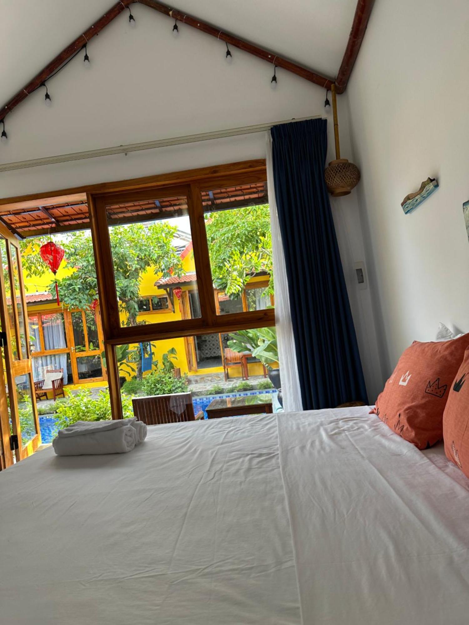 Khách sạn La Belle An Bang Seaside Hideaway 3*