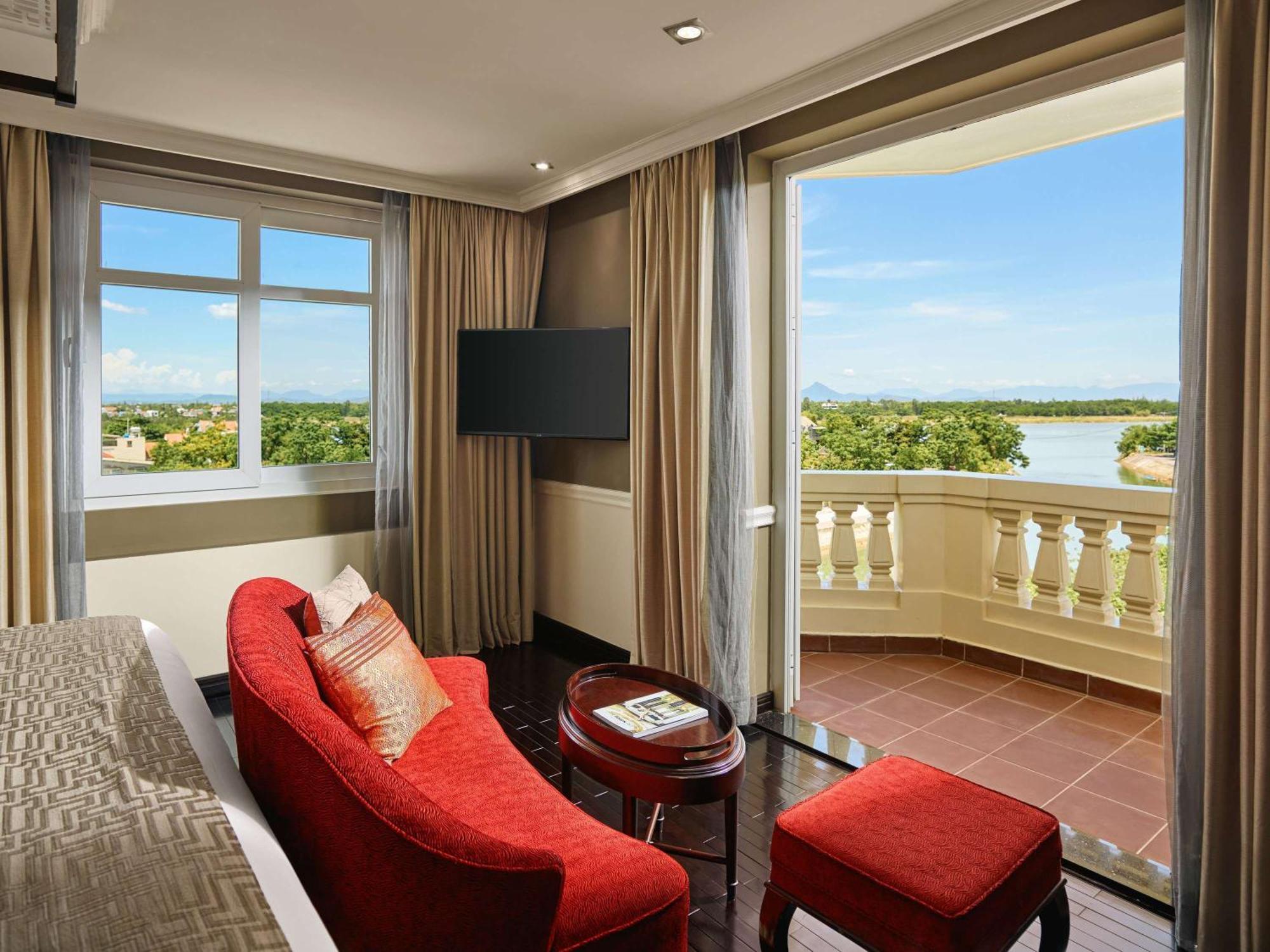 Royal - Mgallery Hotel