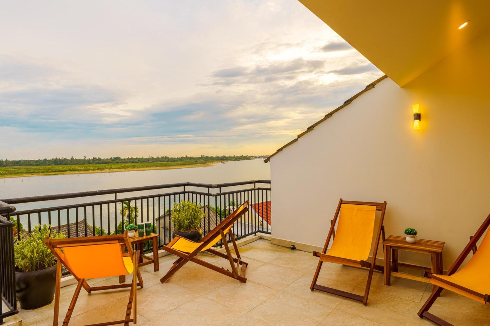 Homestay Ha Mountain View Pool Hoi An