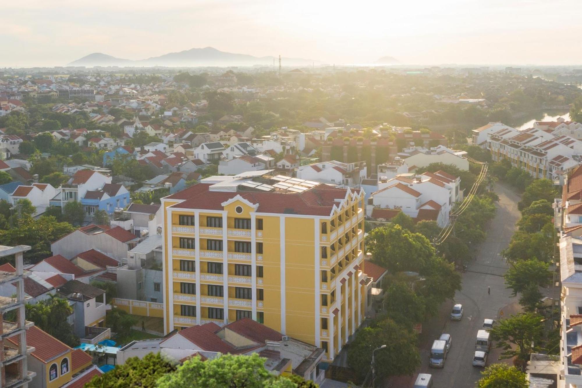 La Charm & Hoi An