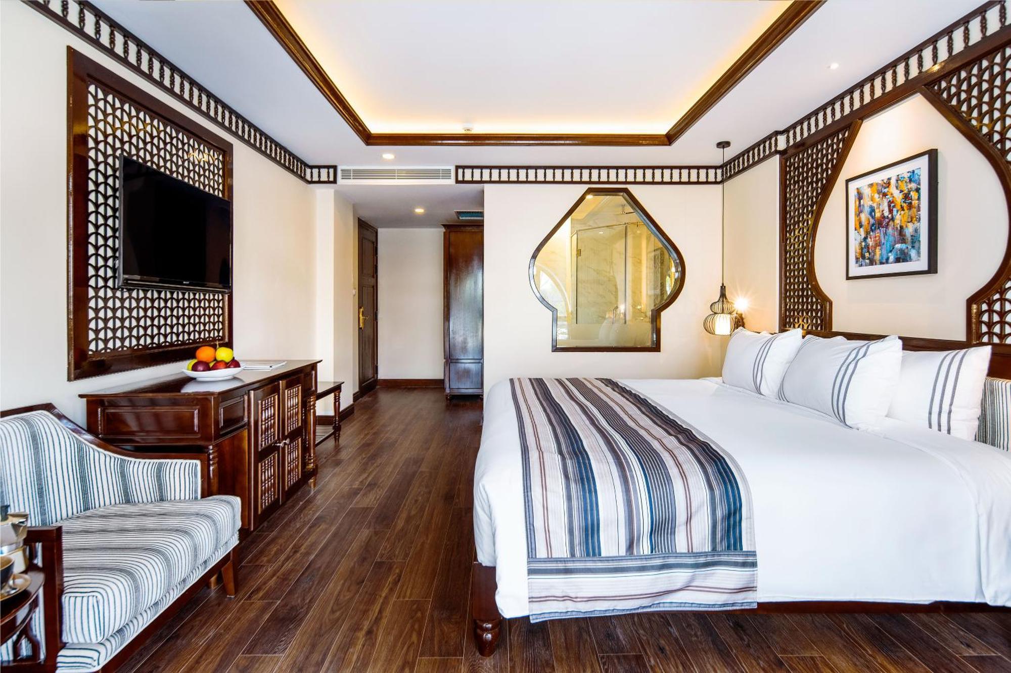 Le Pavillon Paradise & Hotel Hoi An