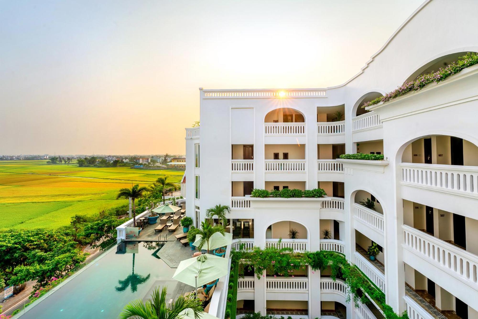 Hotel Lasenta Boutique Hoian 4*