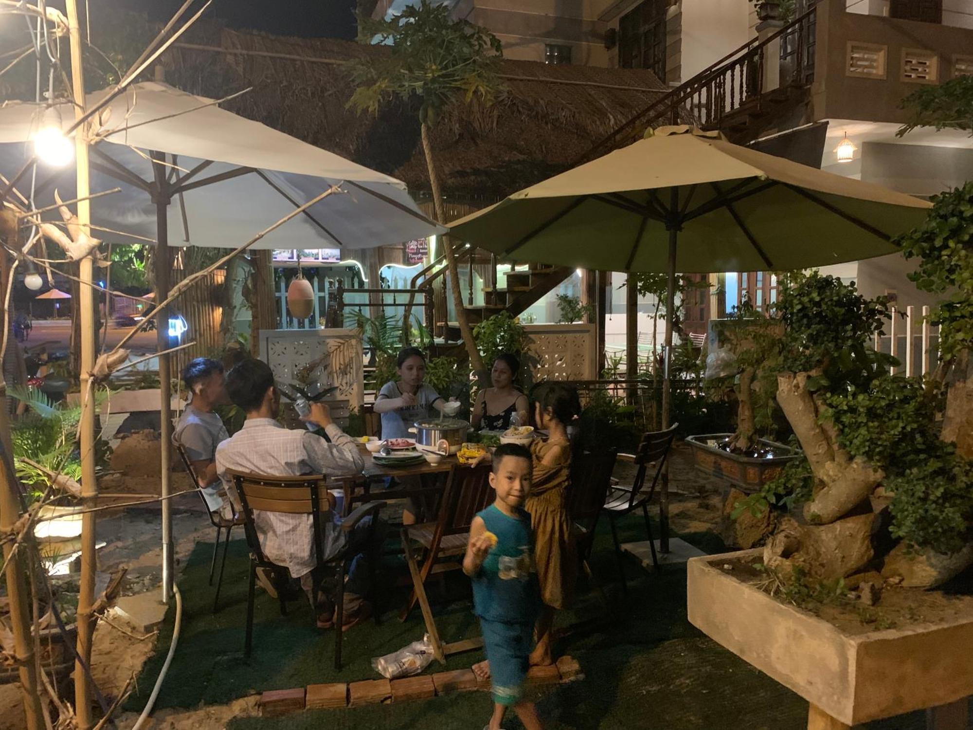 Sea Sunset & Bar Homestay