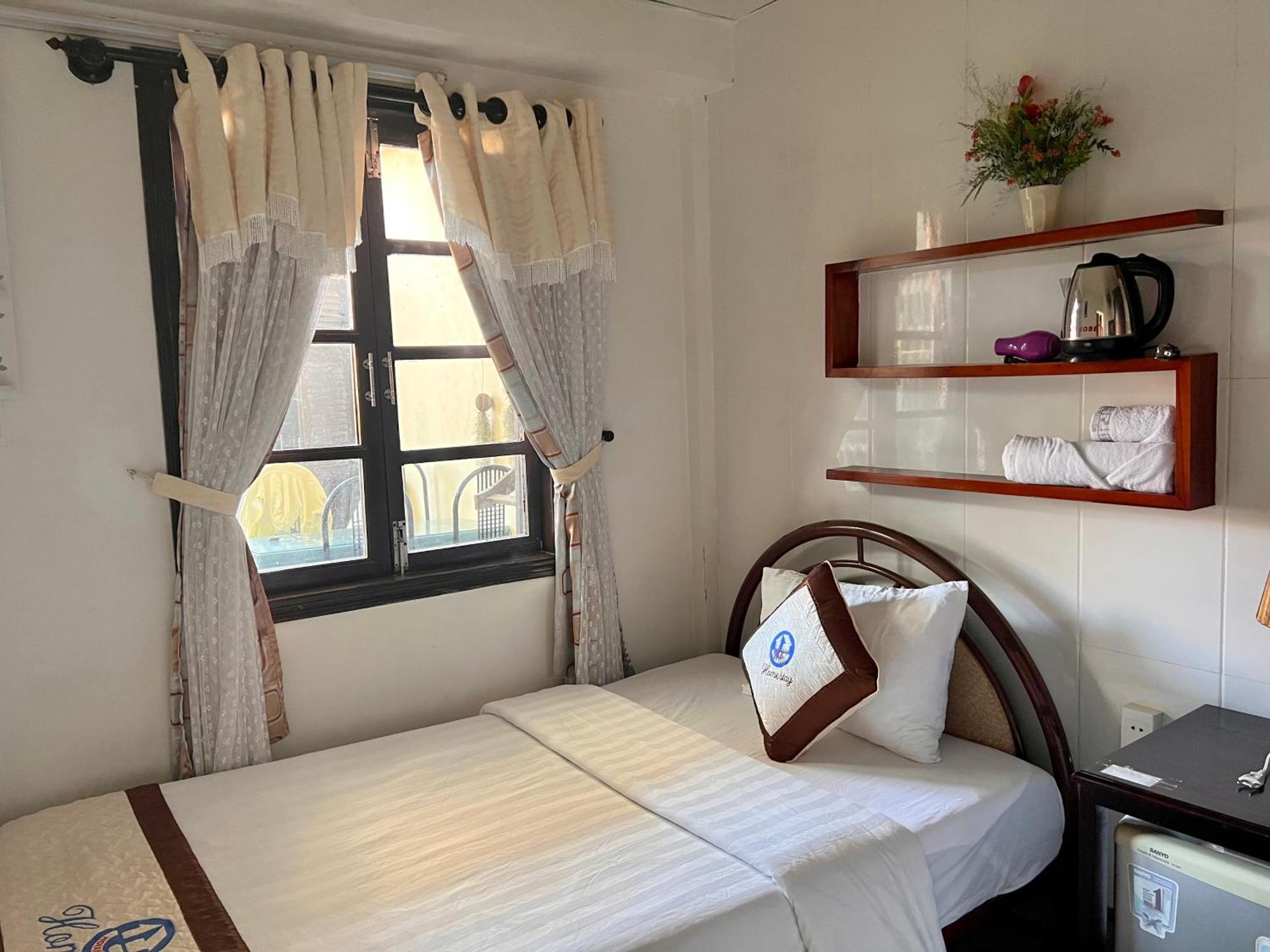 Ngo * Hoi An