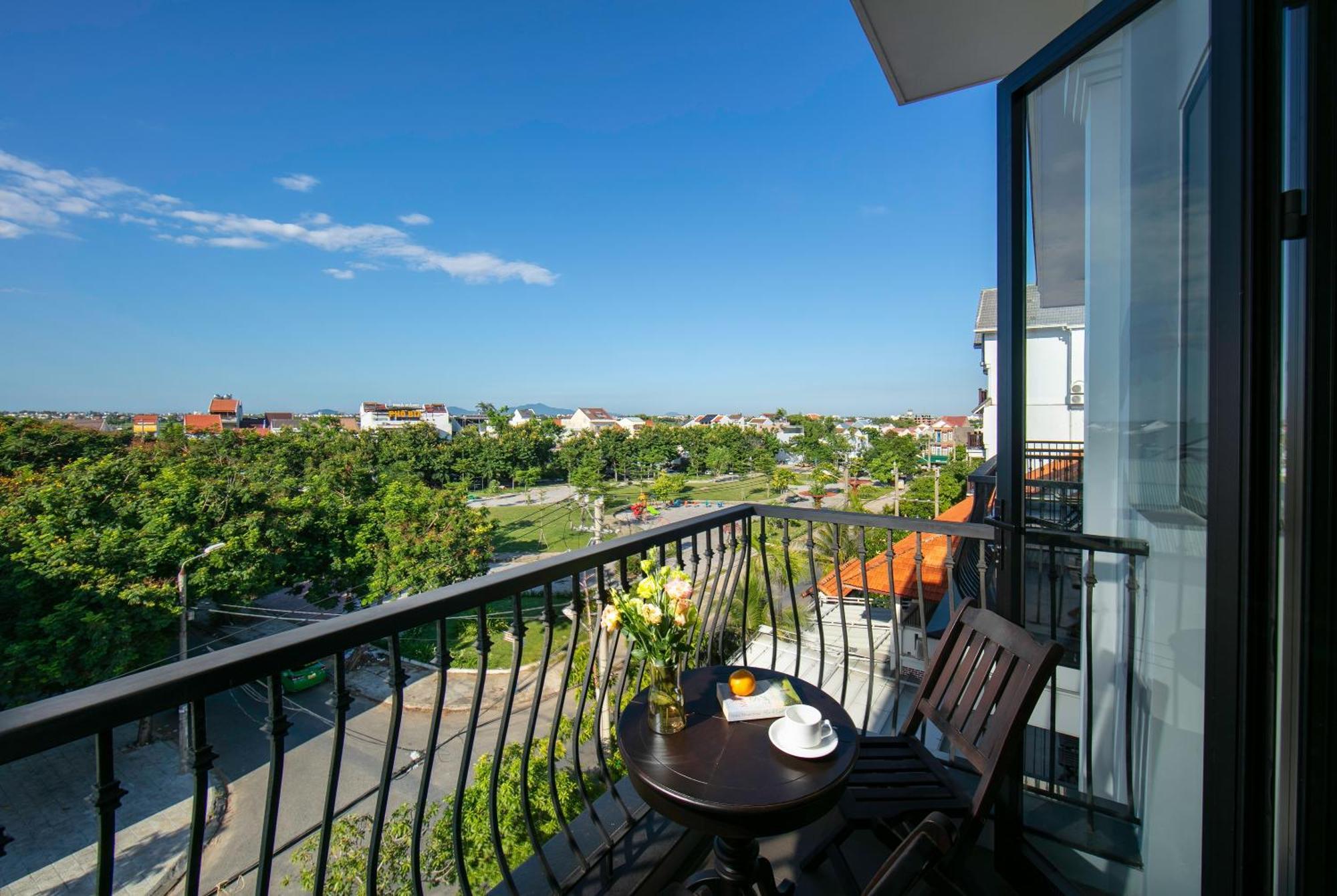 Silkian Hoian Boutique &
