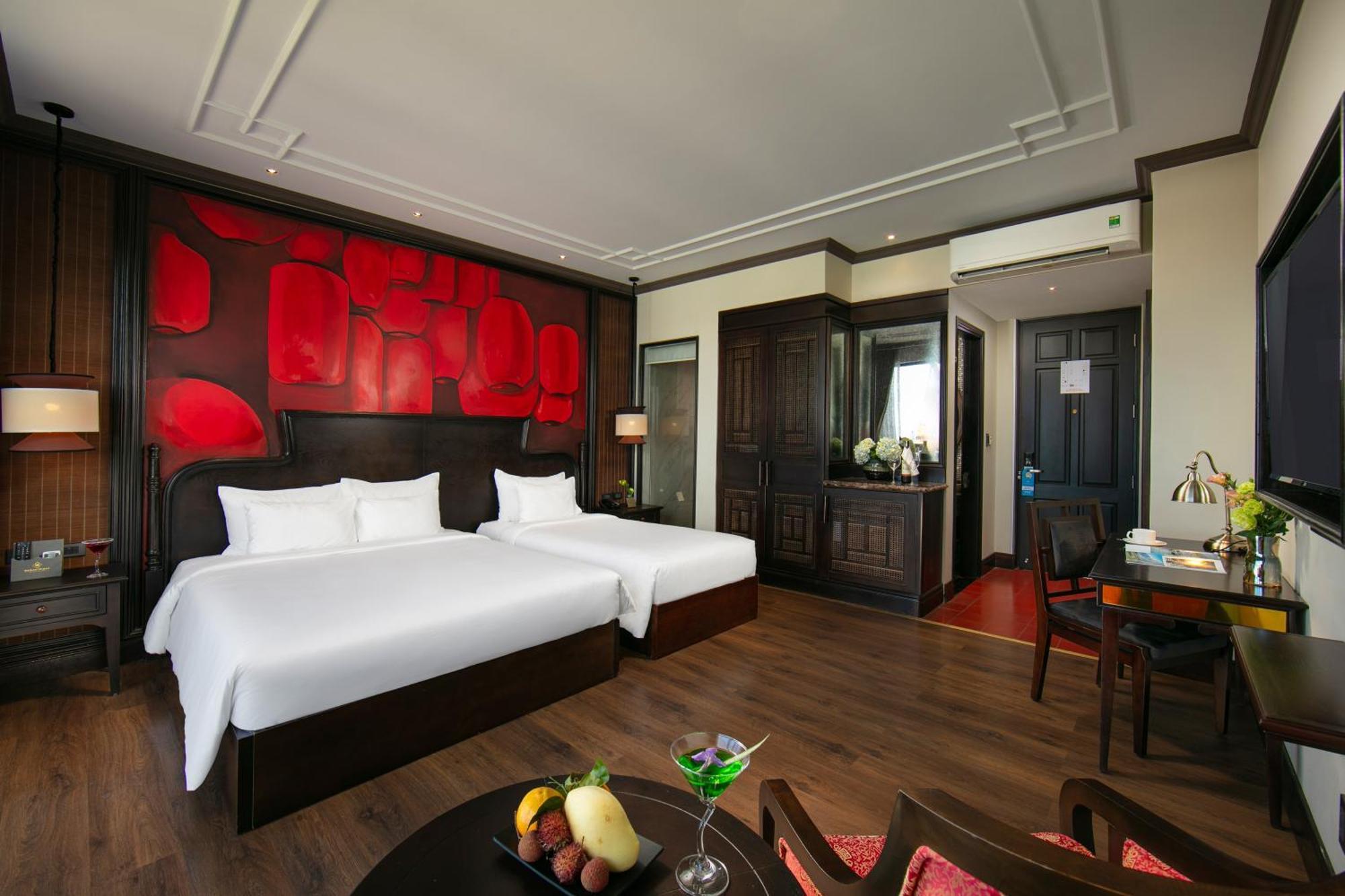 Silkian Hoian Boutique &