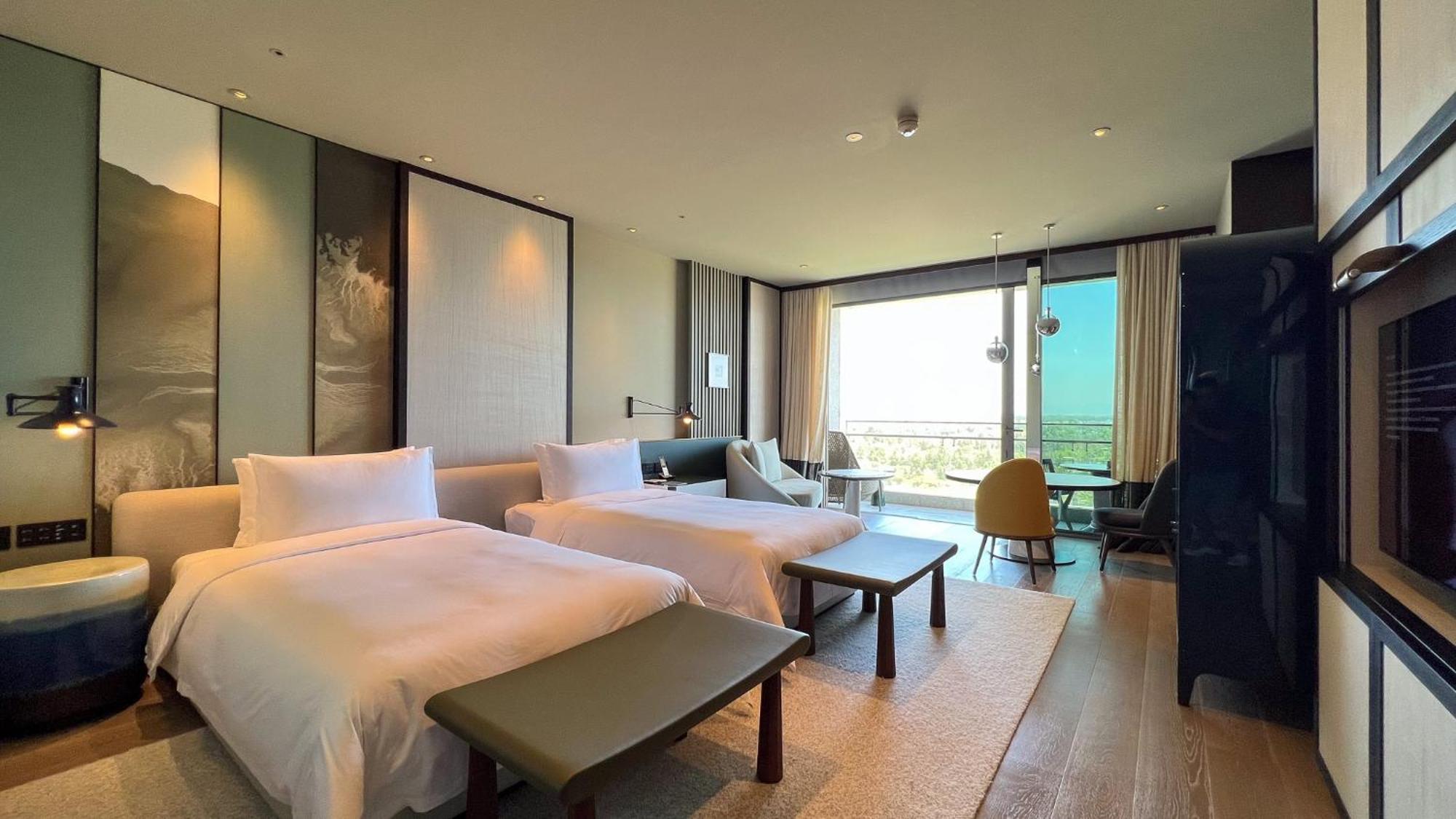 Khu nghỉ mát New World Hoiana 5*