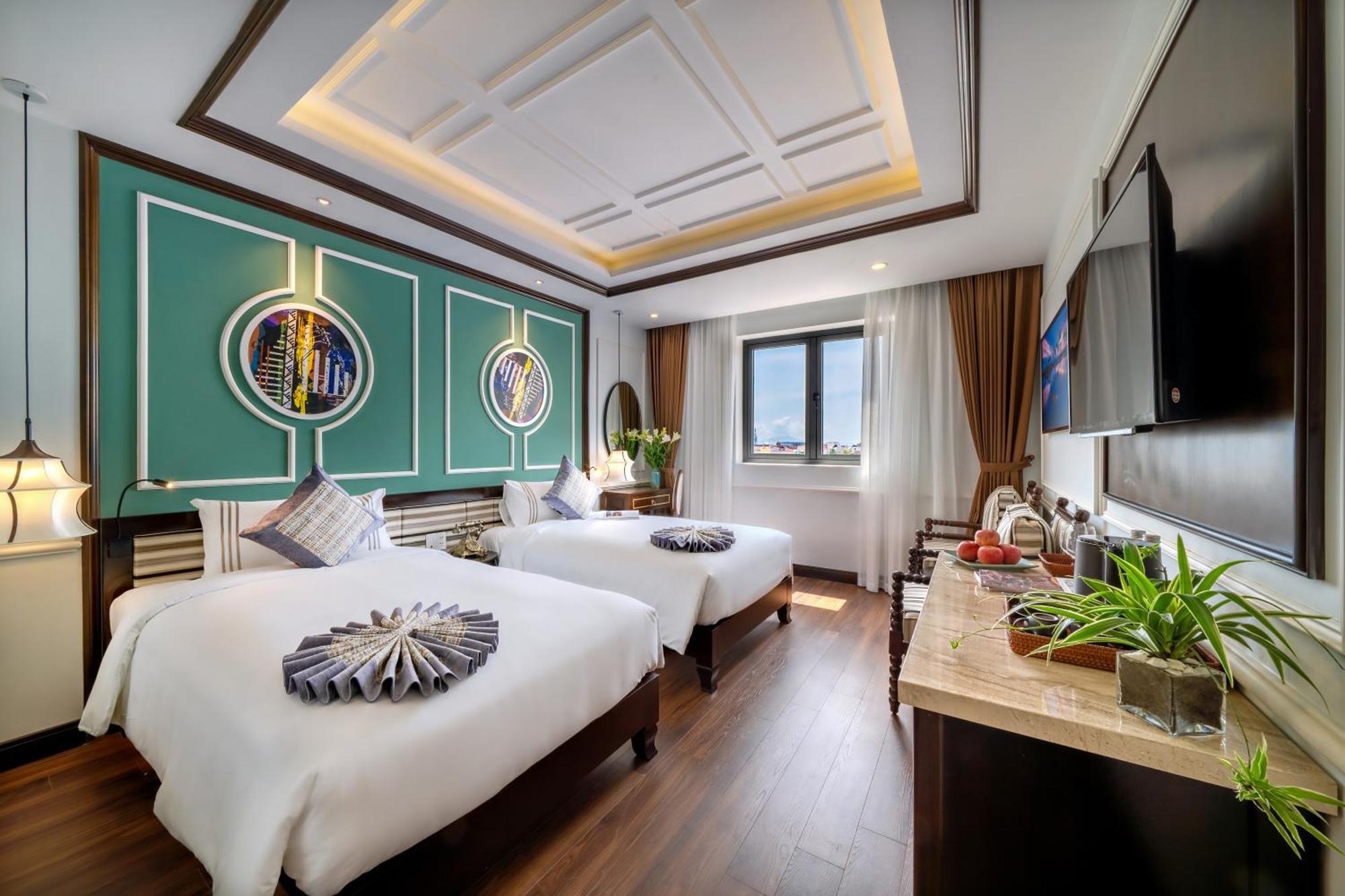 Hotel Le Pavillon Gallery &