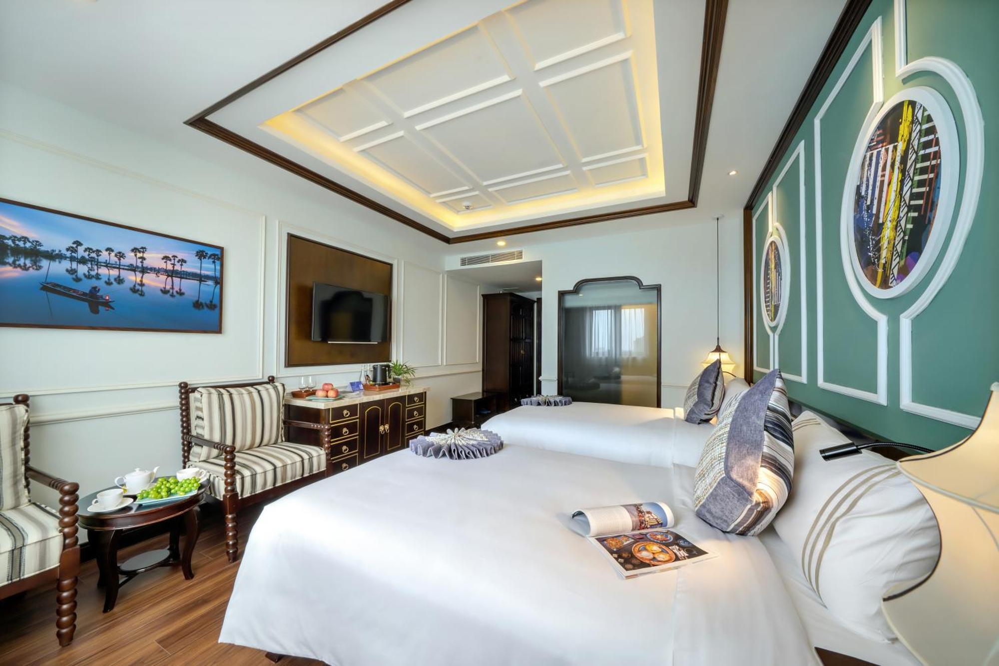 Le Pavillon Gallery & Hotel 4*