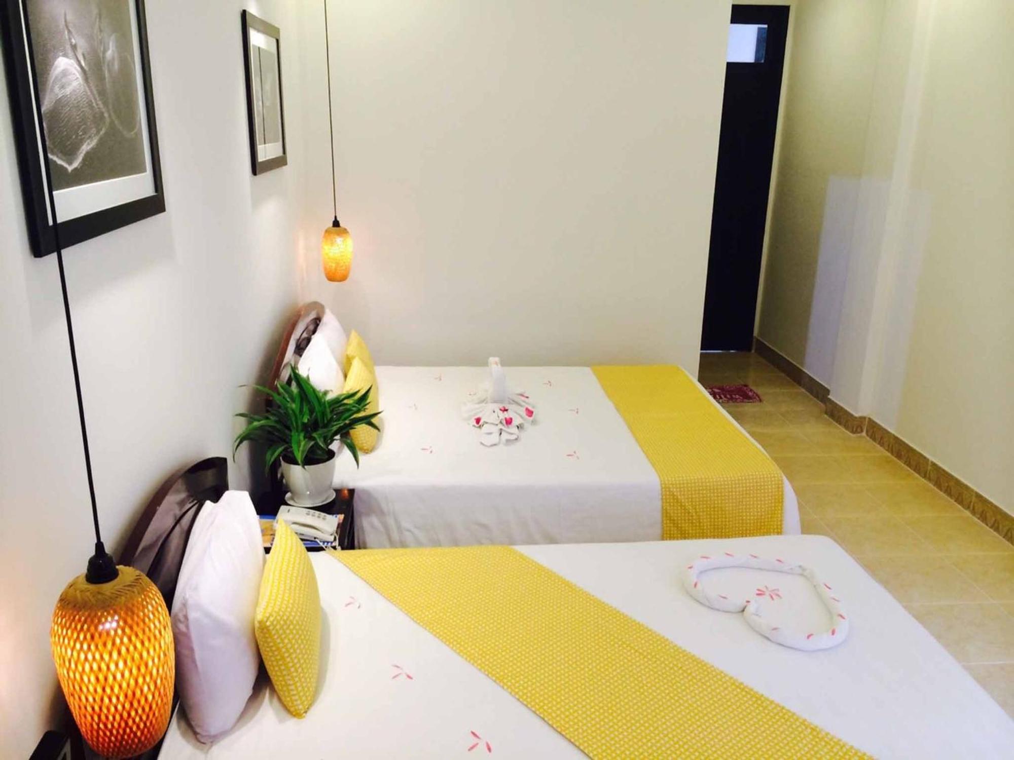 Au Boutique Hotel