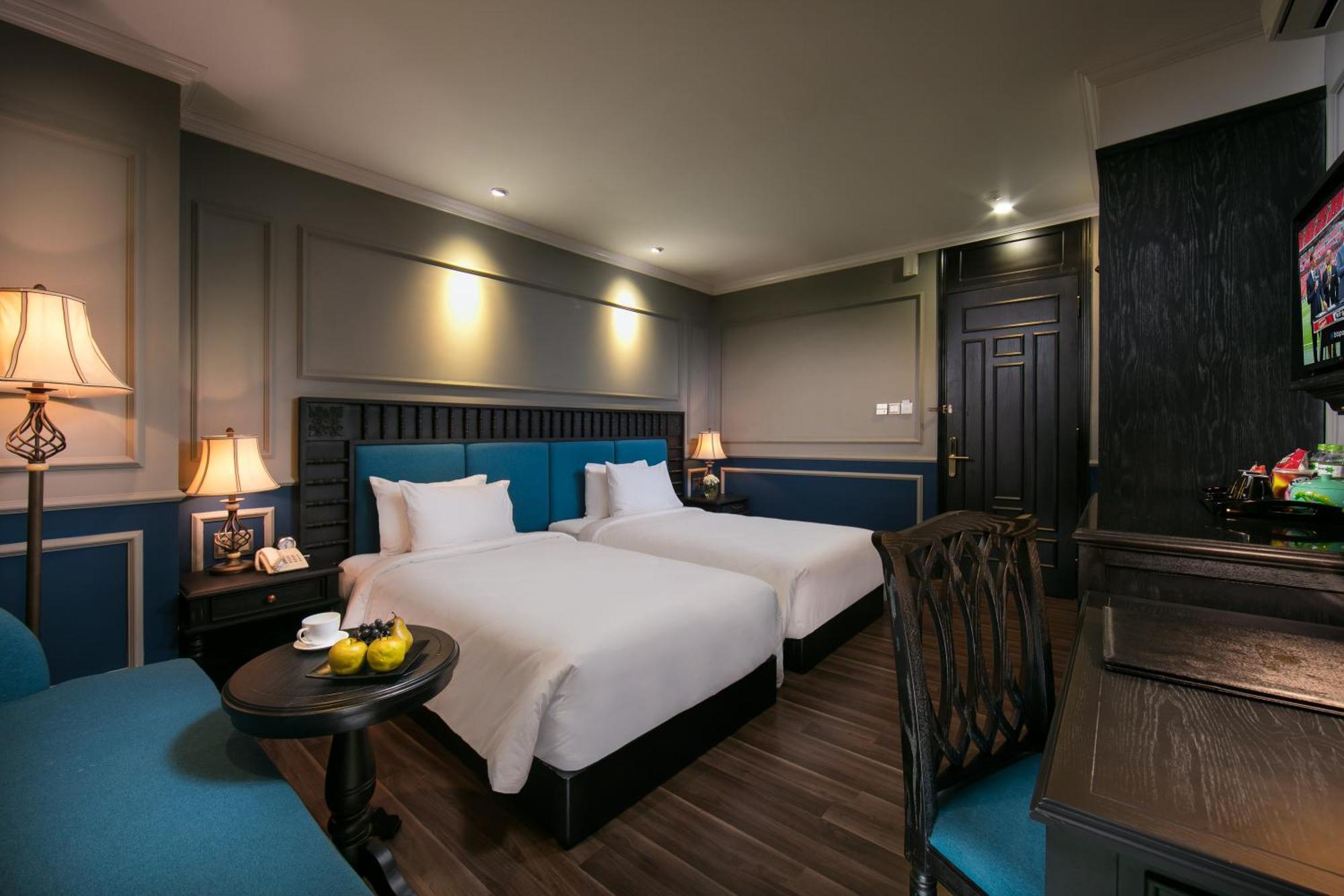 Hotel Golden & 4*