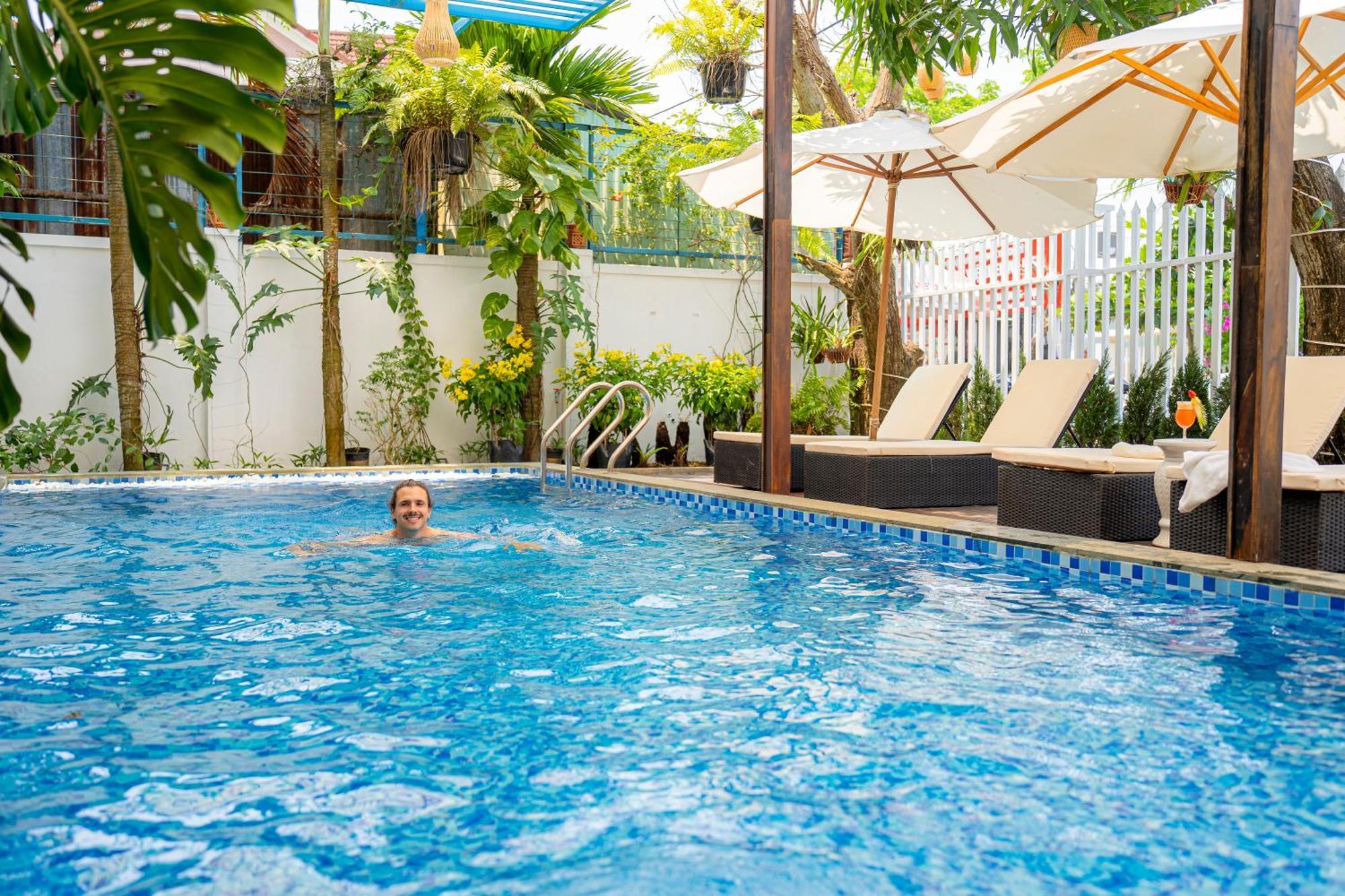 Heart - Bespoke Hoi An