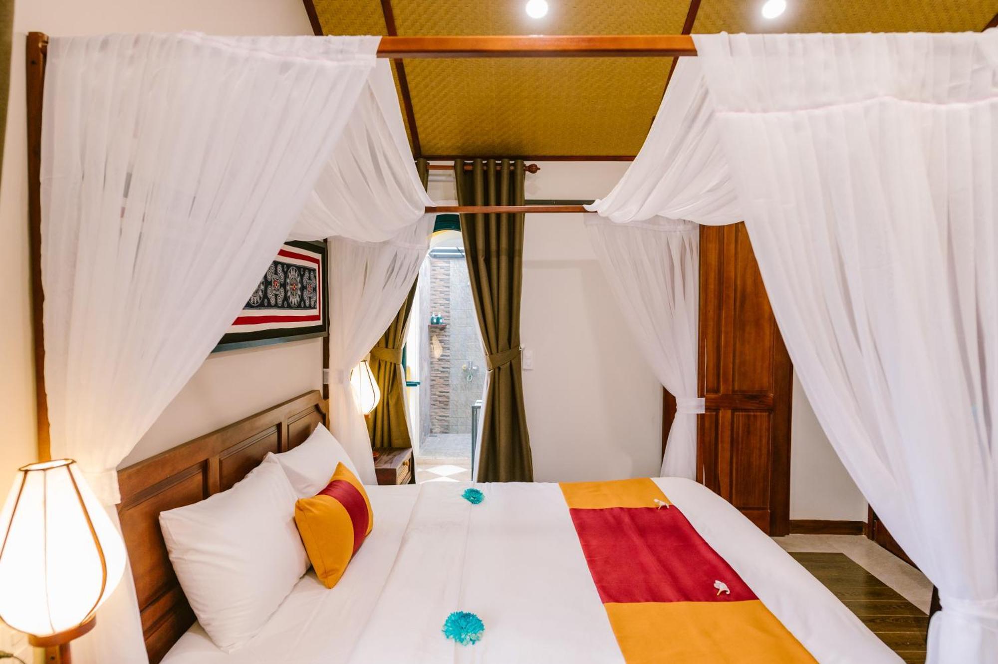 De'colore Hotel Hoi An