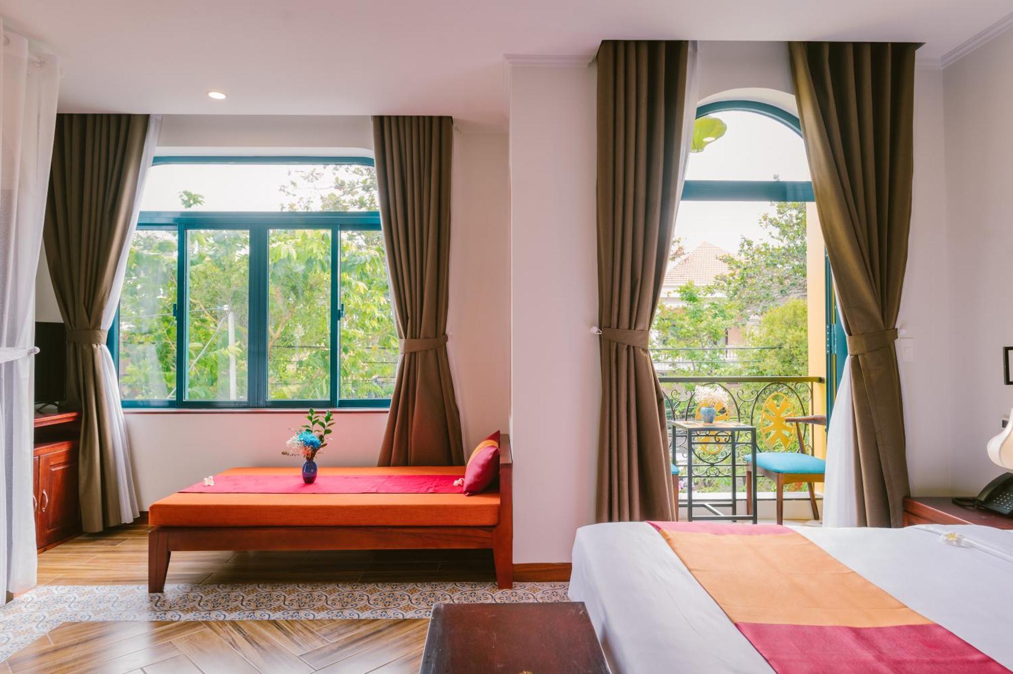De'colore Hotel Hoi An