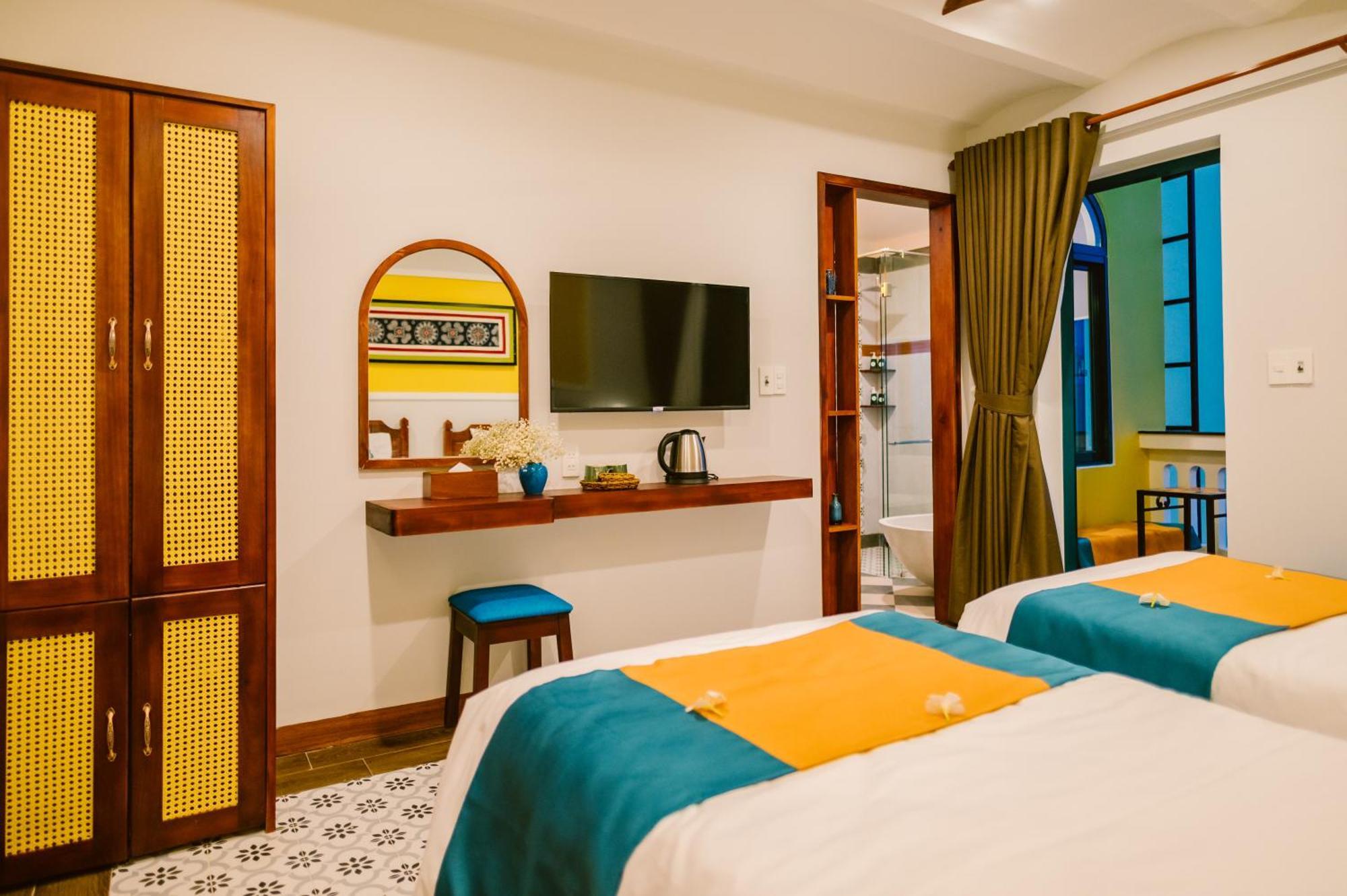 Hotel De'colore Hoi An