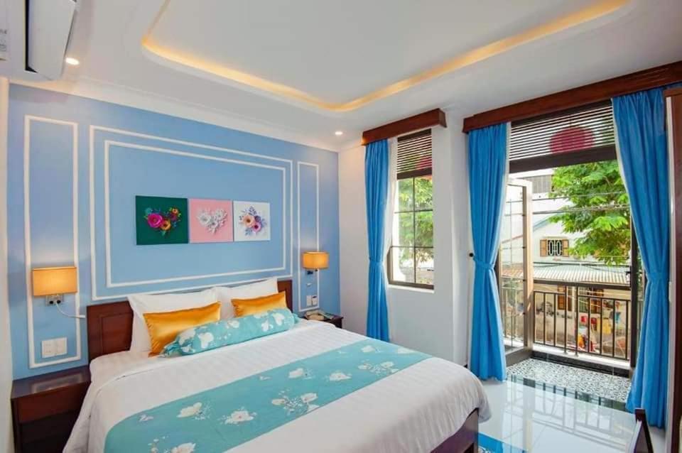 Vin Star Hoian *
