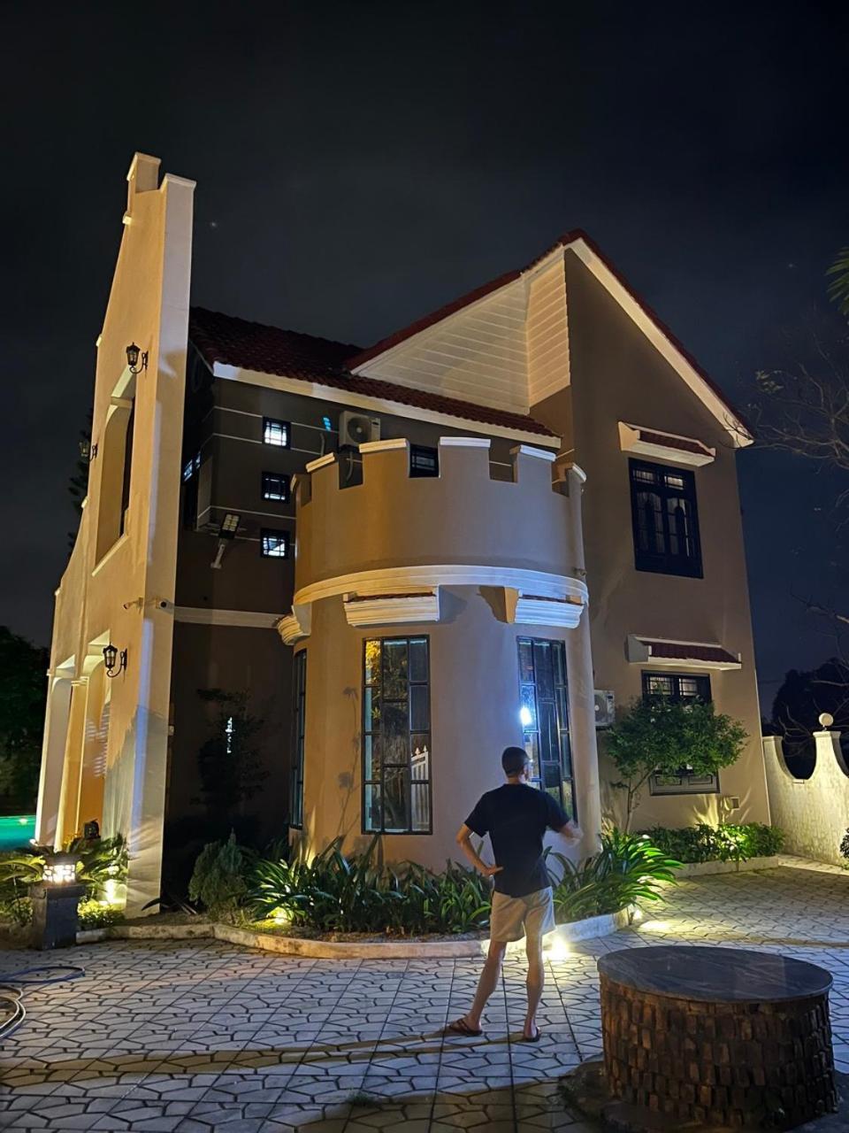 New Luxury - Venuestay *