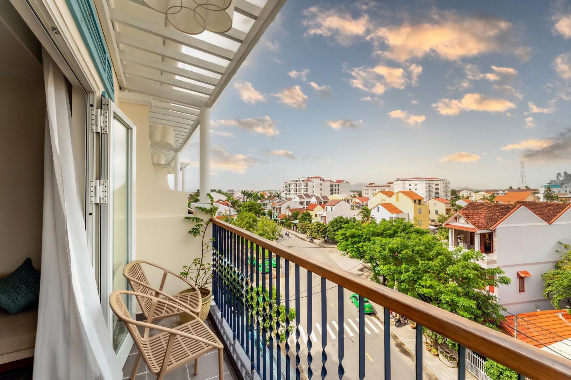 Hotel Amina Lantana &