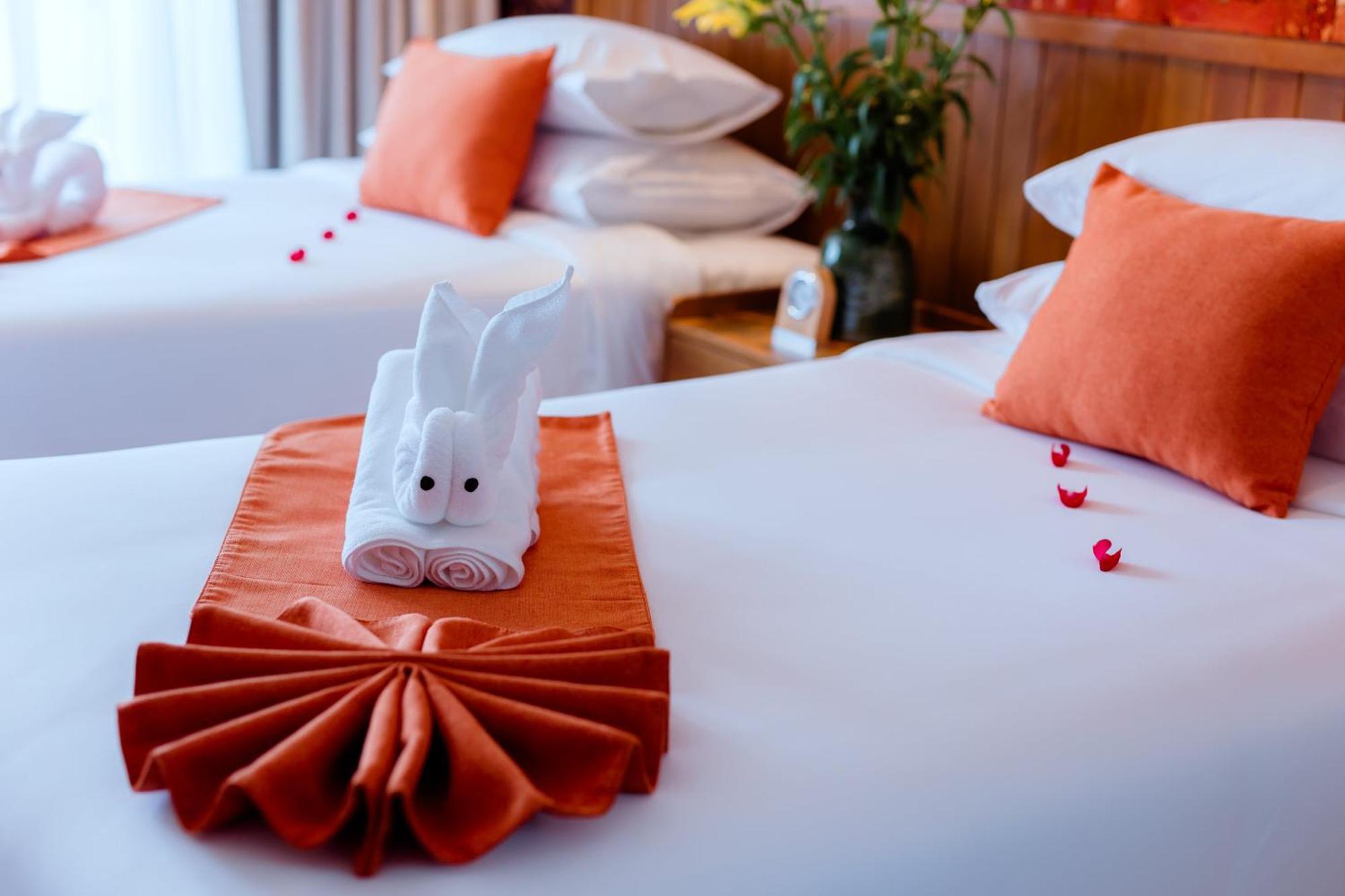 Little Gem. An Eco-friendly Boutique & Hotel