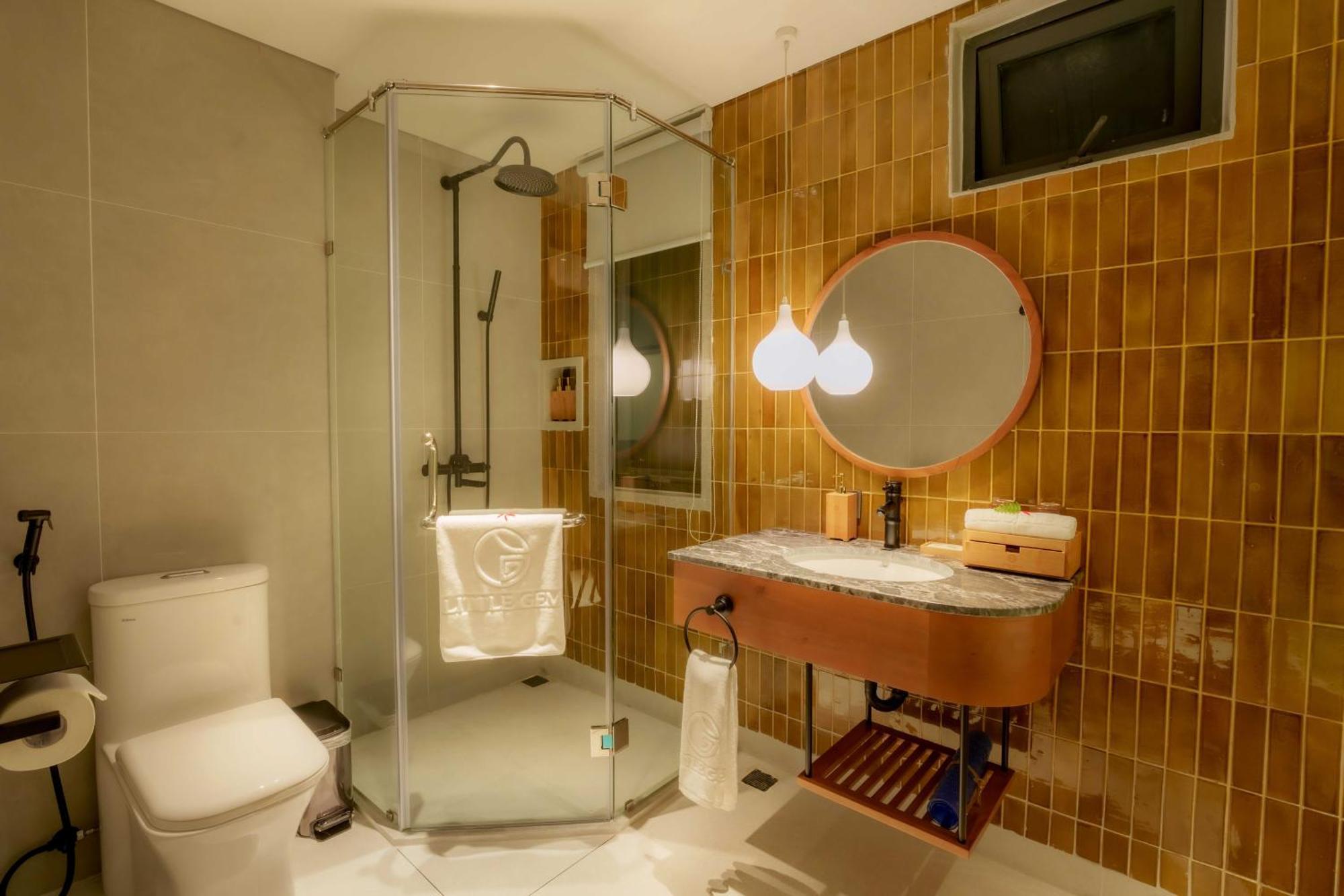Little Gem. An Eco-friendly Boutique & Hotel